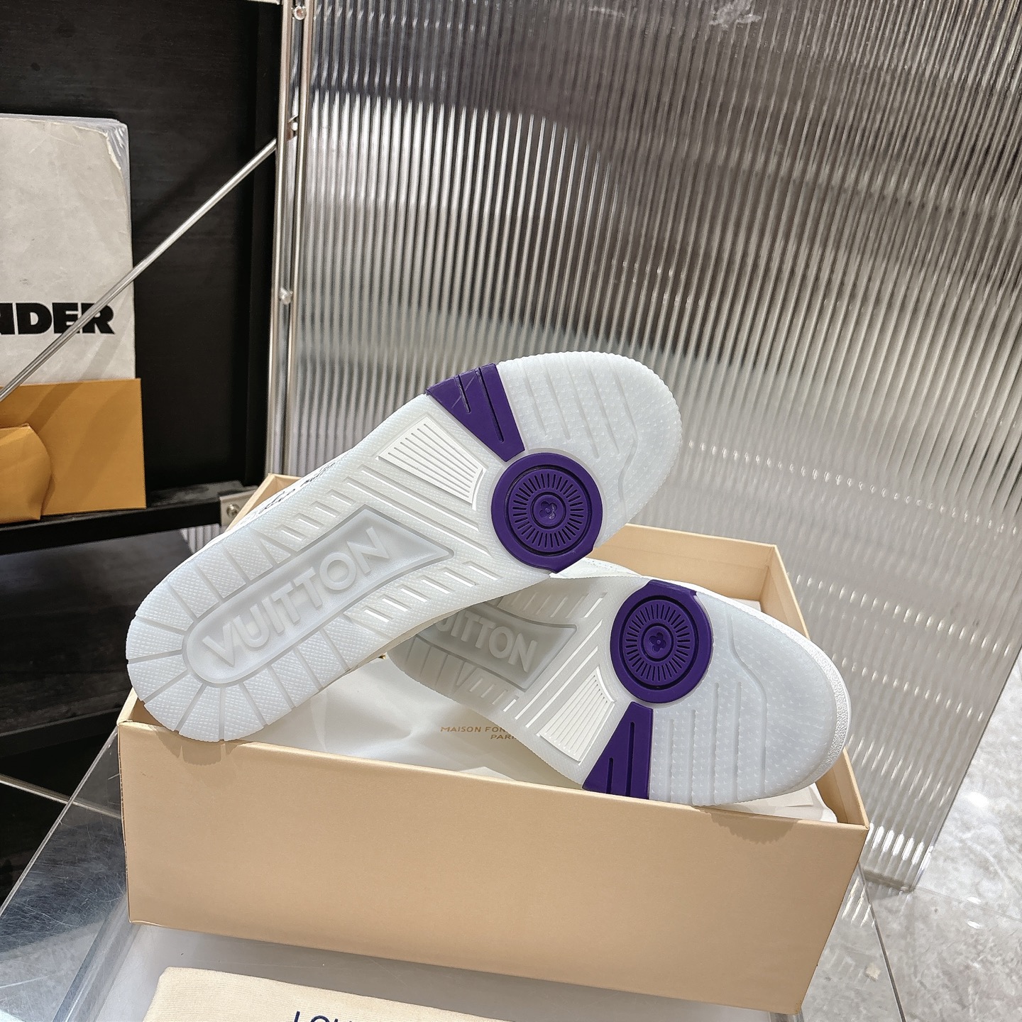 Louis Vuitton Sneakers