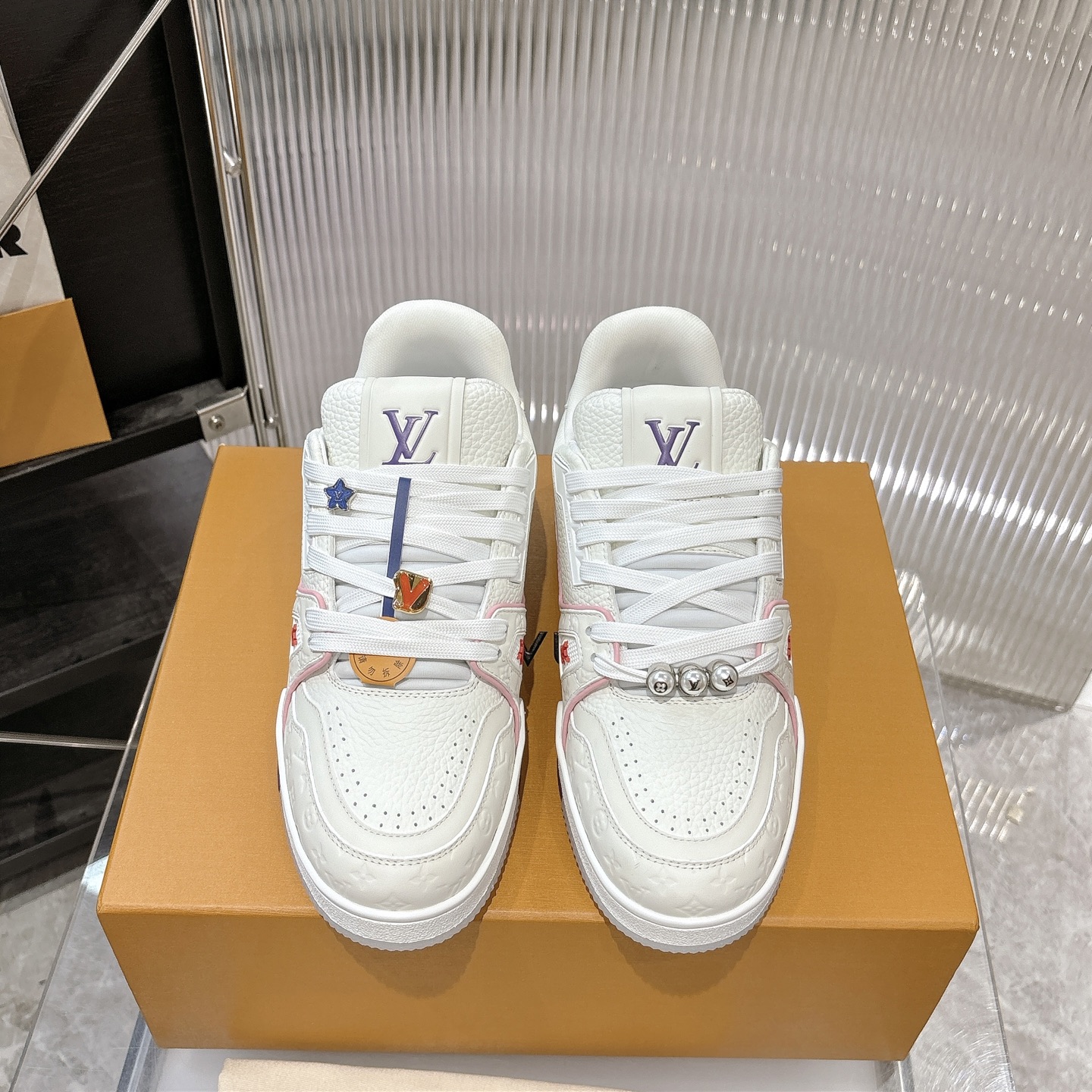 Louis Vuitton Sneakers