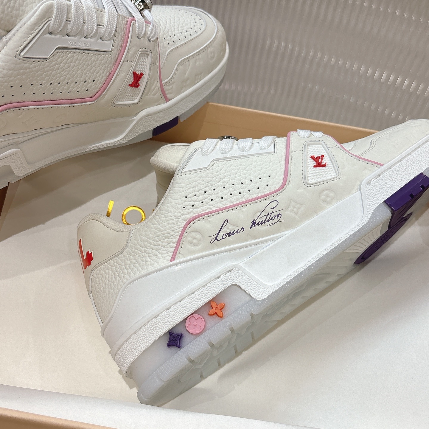 Louis Vuitton Sneakers