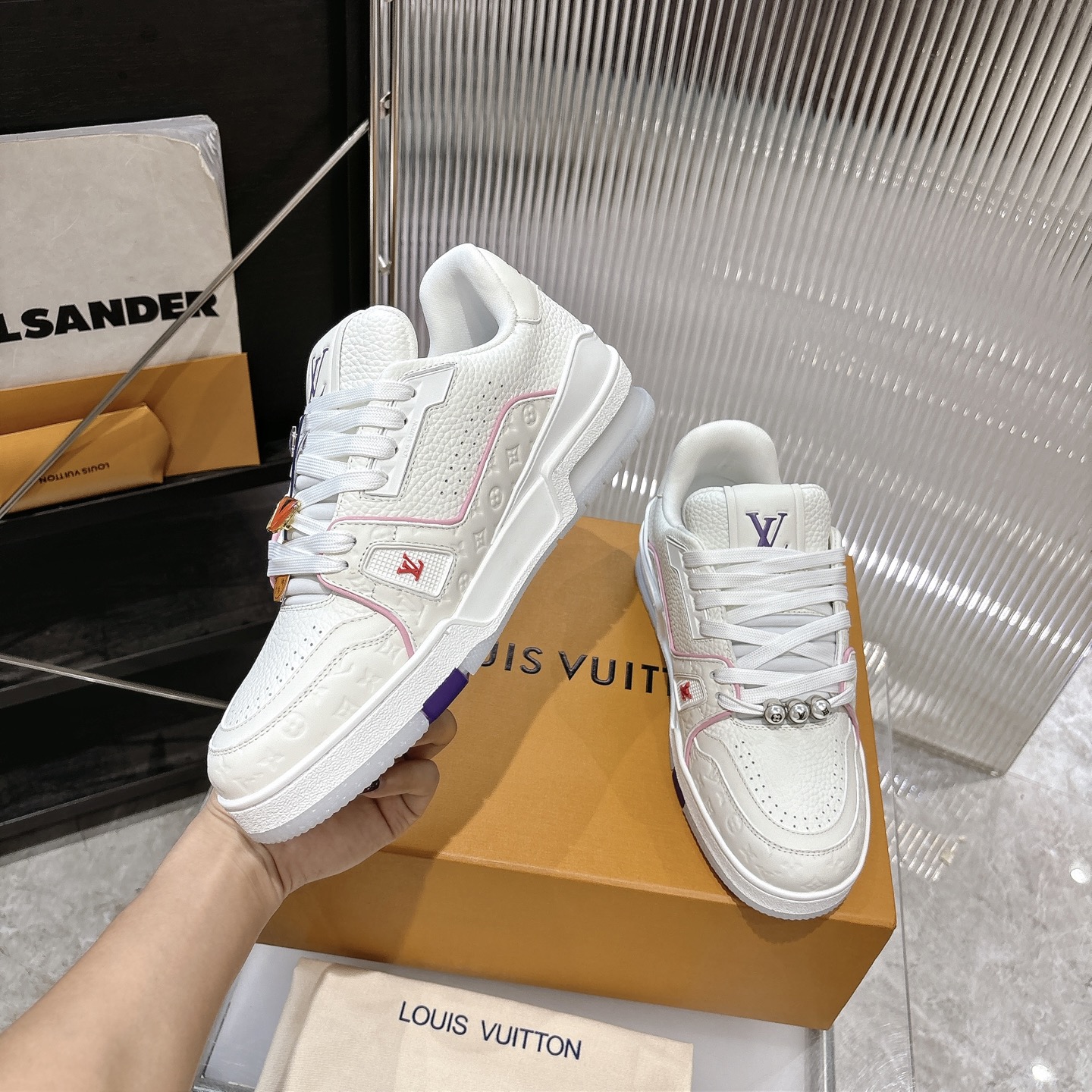 Louis Vuitton Sneakers