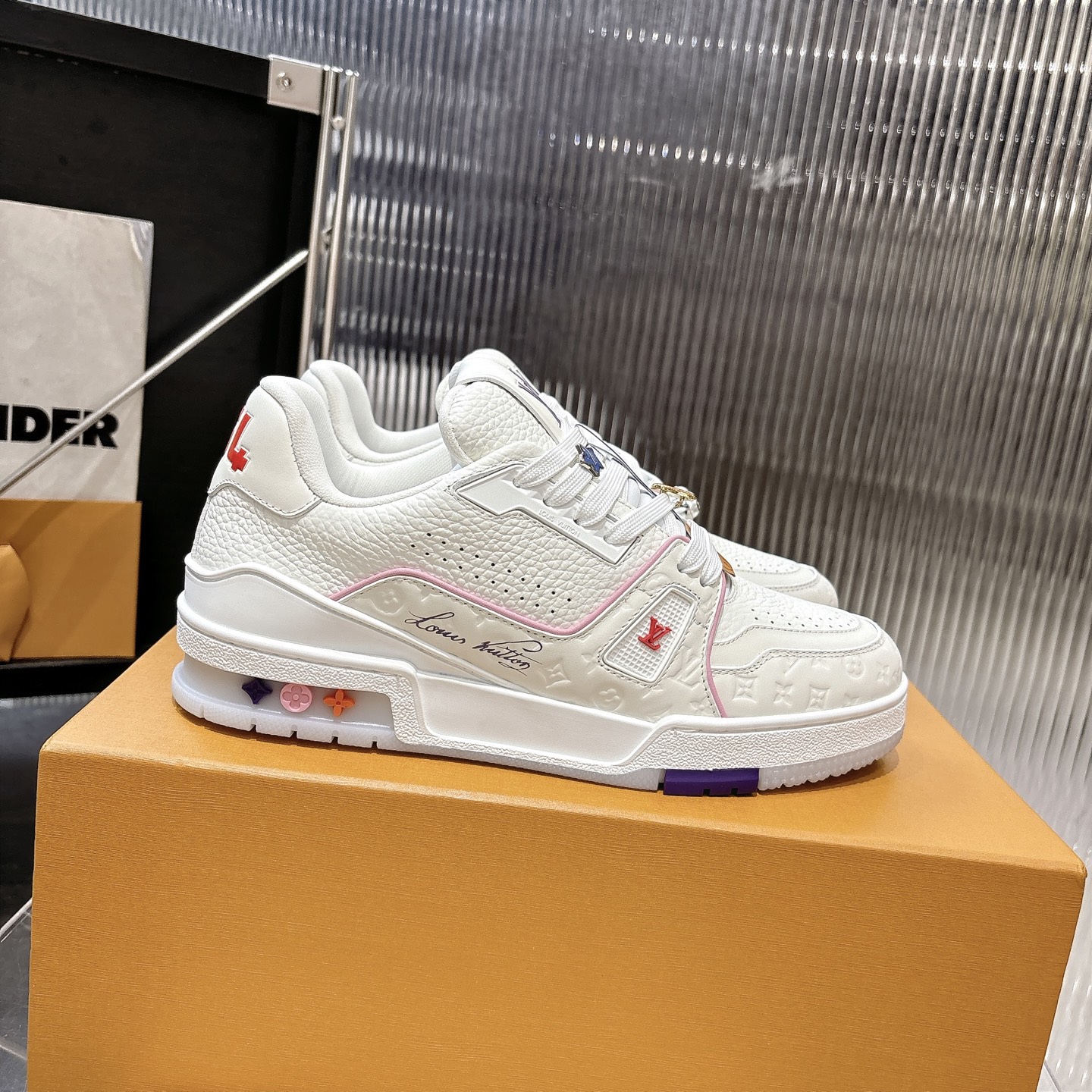Louis Vuitton Sneakers