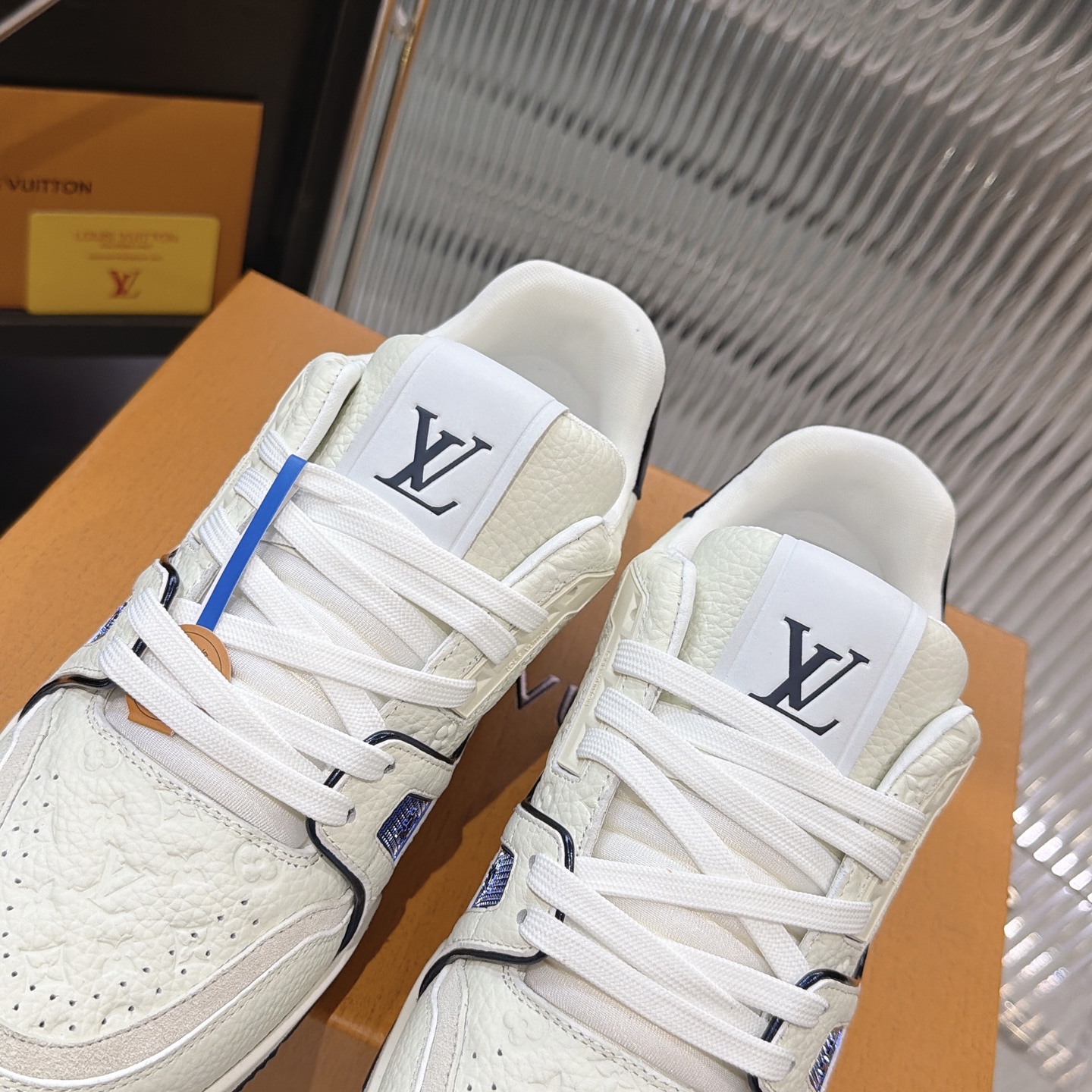 Louis Vuitton Sneakers