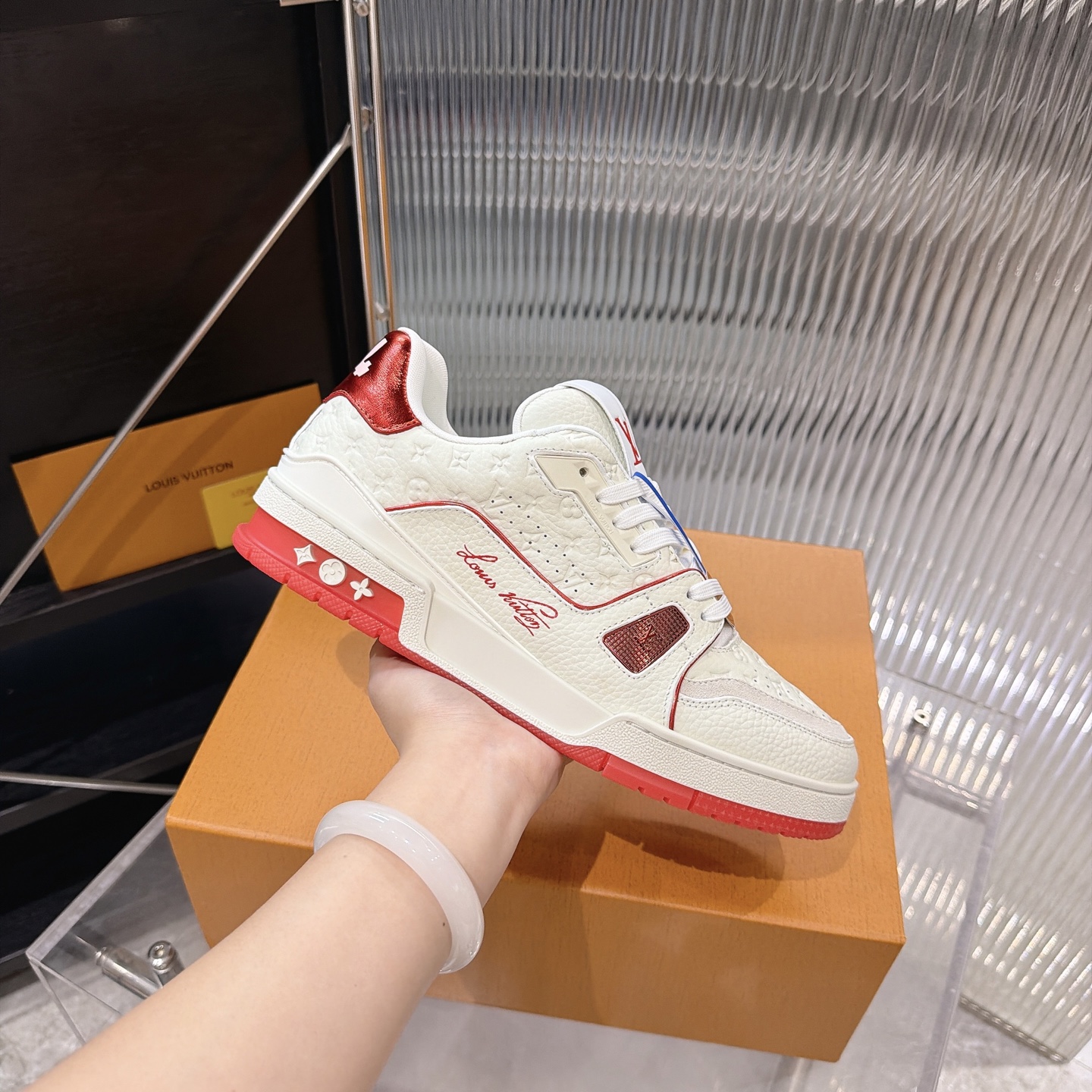 Louis Vuitton Sneakers