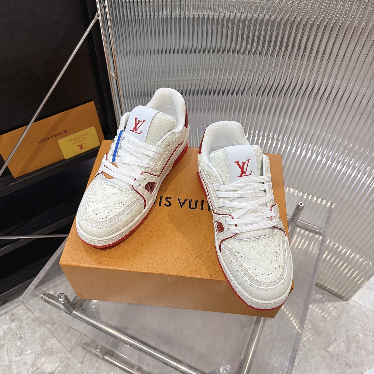 Louis Vuitton Sneakers