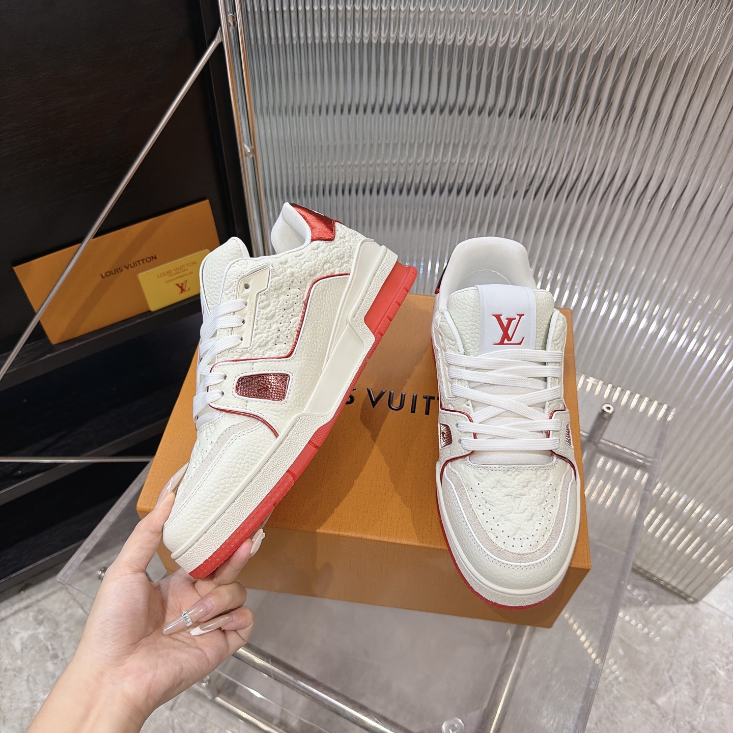 Louis Vuitton Sneakers