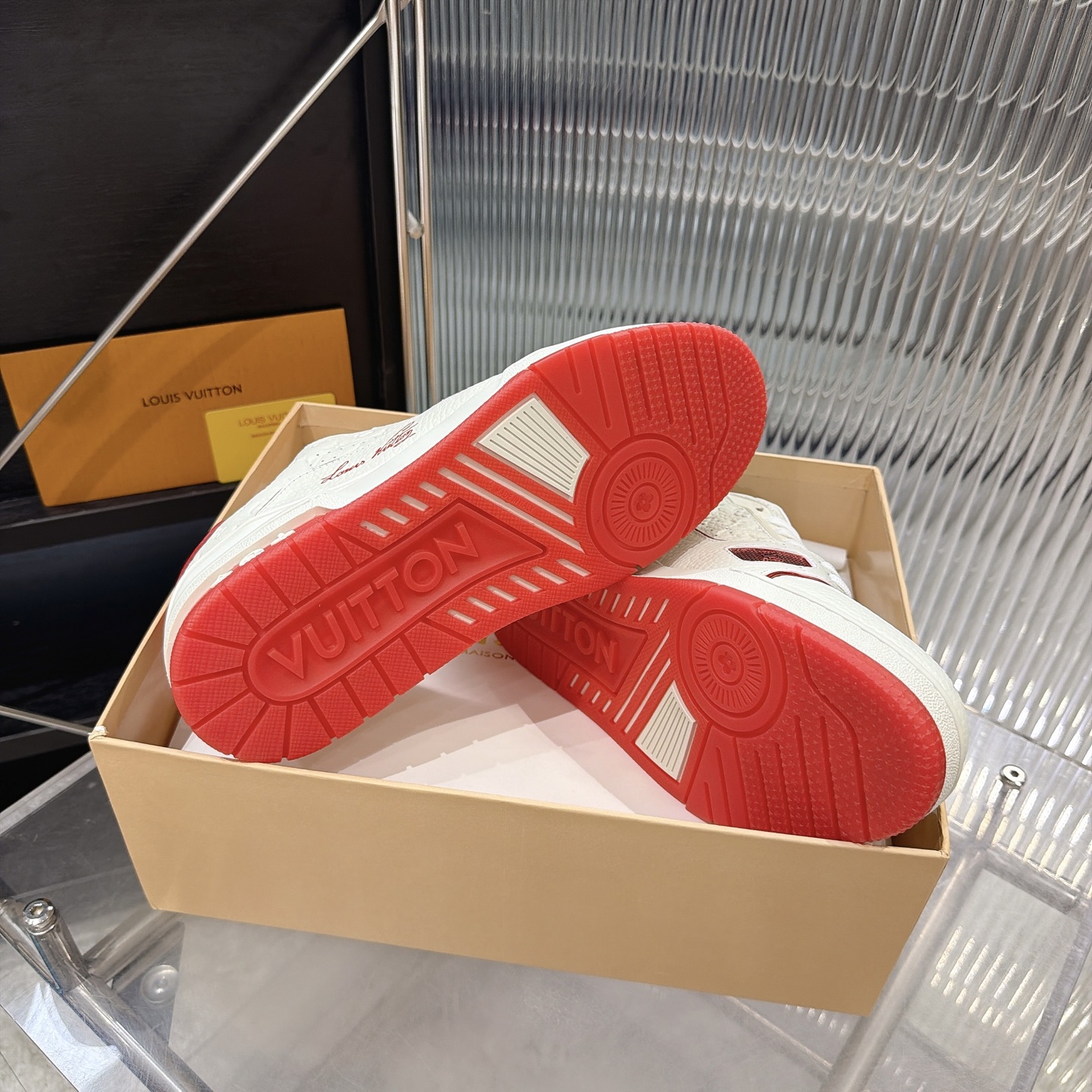 Louis Vuitton Sneakers