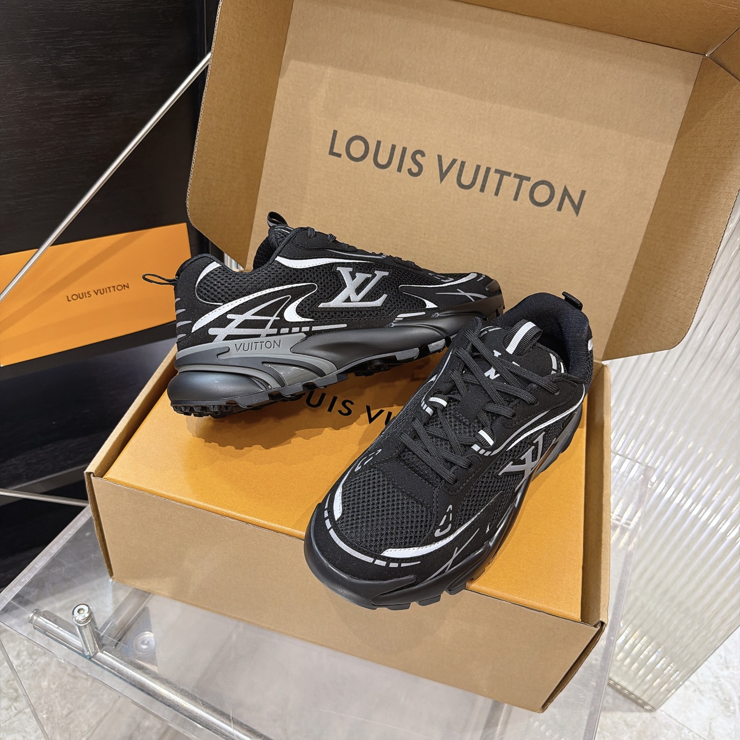 Louis Vuitton Sneakers