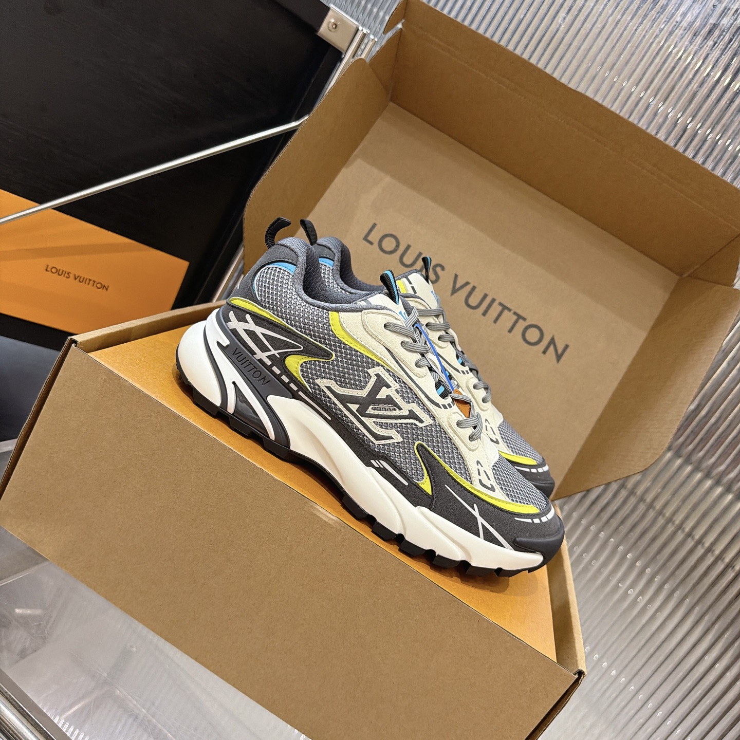 Louis Vuitton Sneakers
