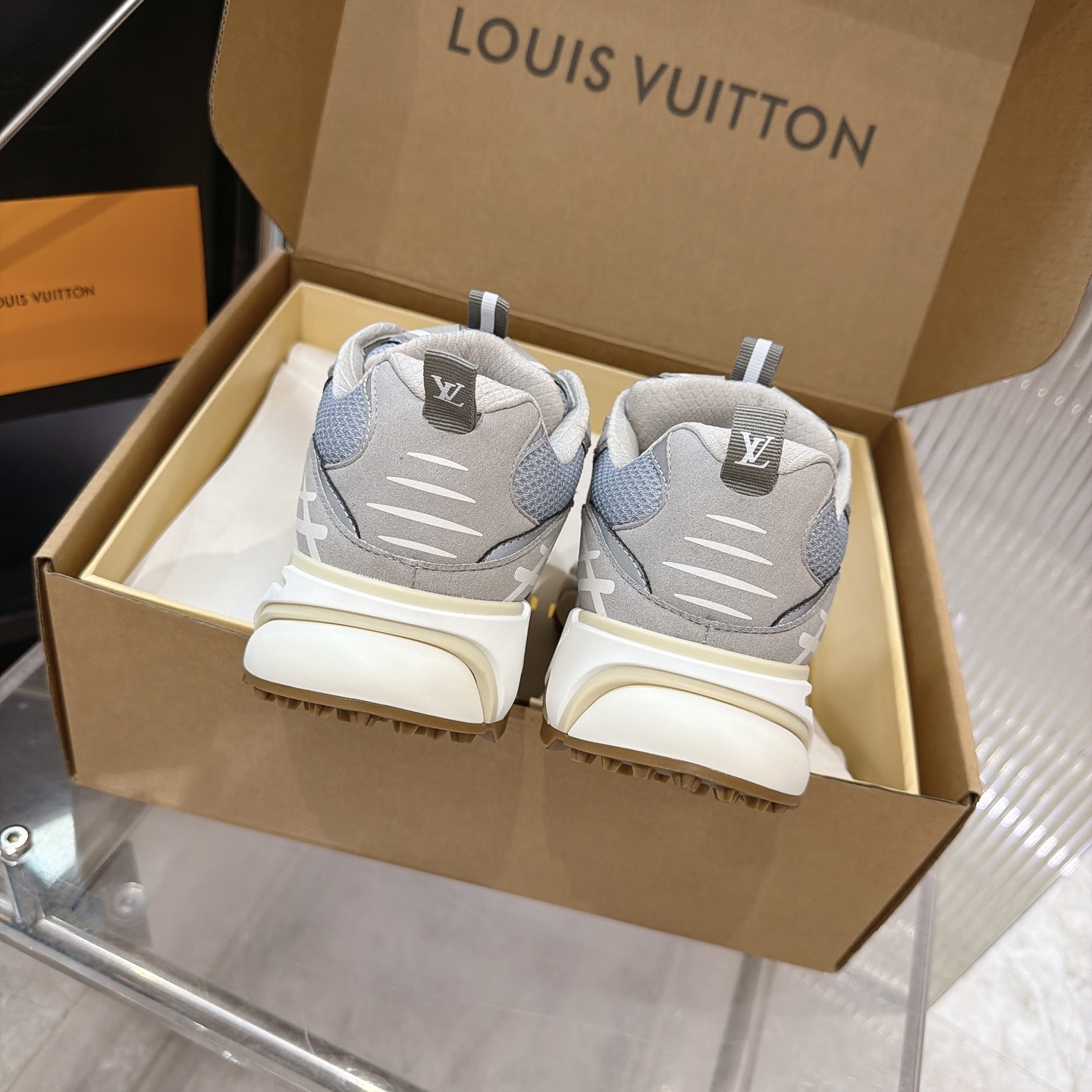 Louis Vuitton Sneakers