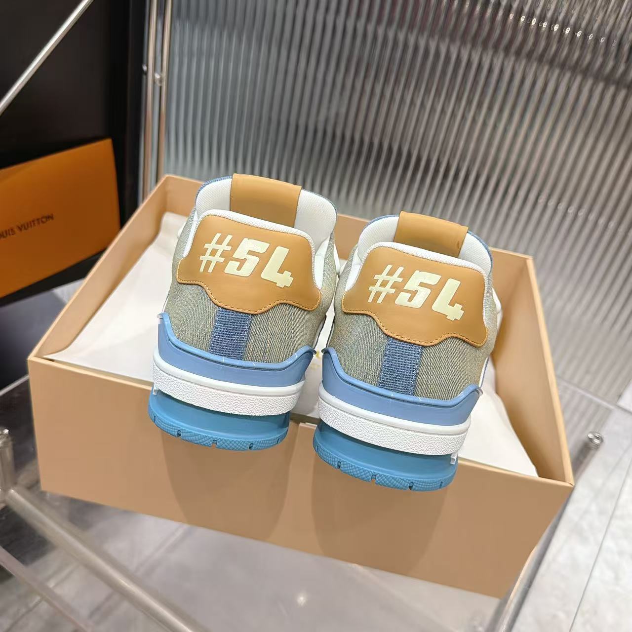 Louis Vuitton Sneakers
