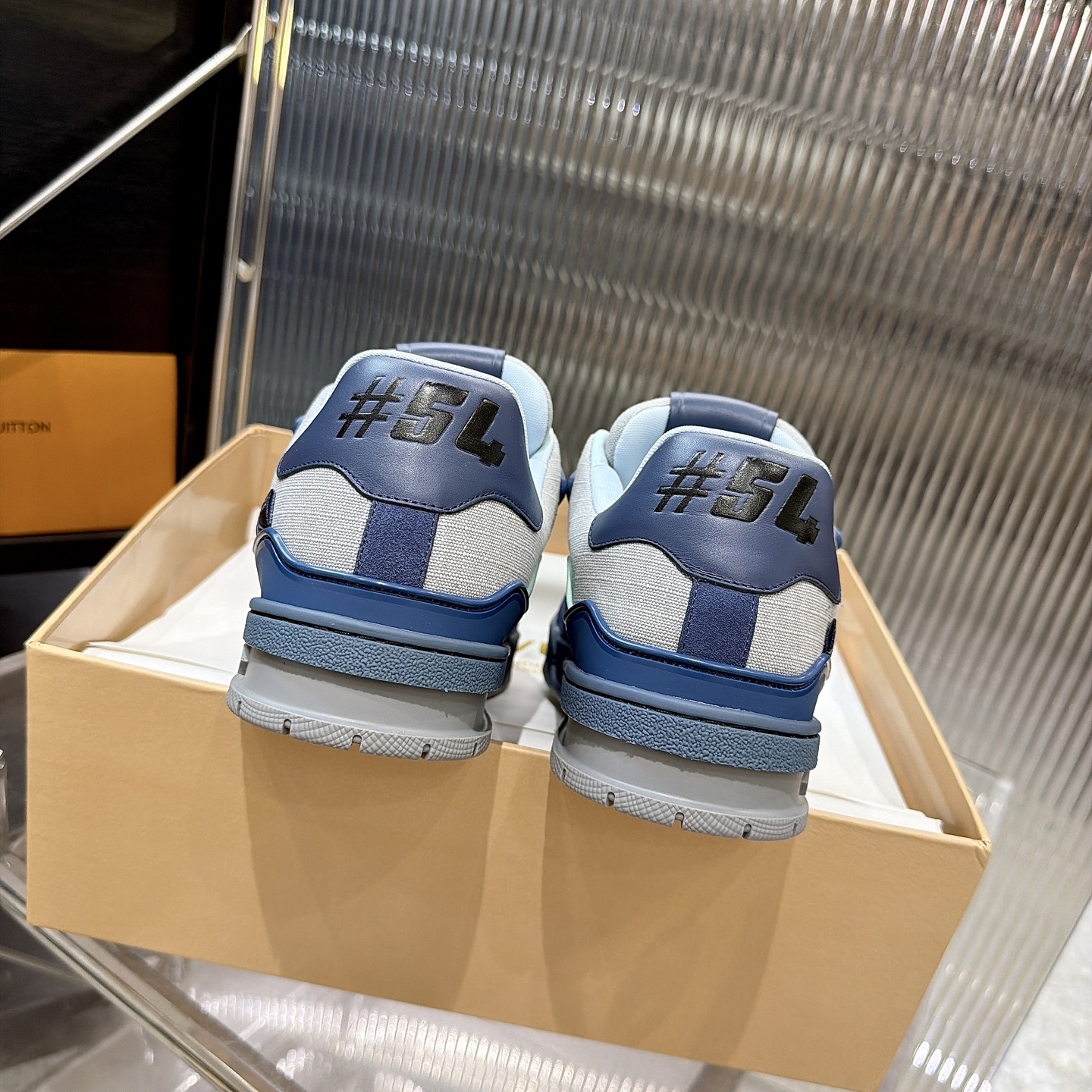 Louis Vuitton Sneakers