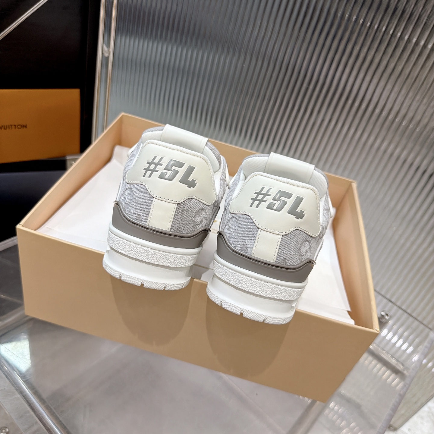 Louis Vuitton Sneakers
