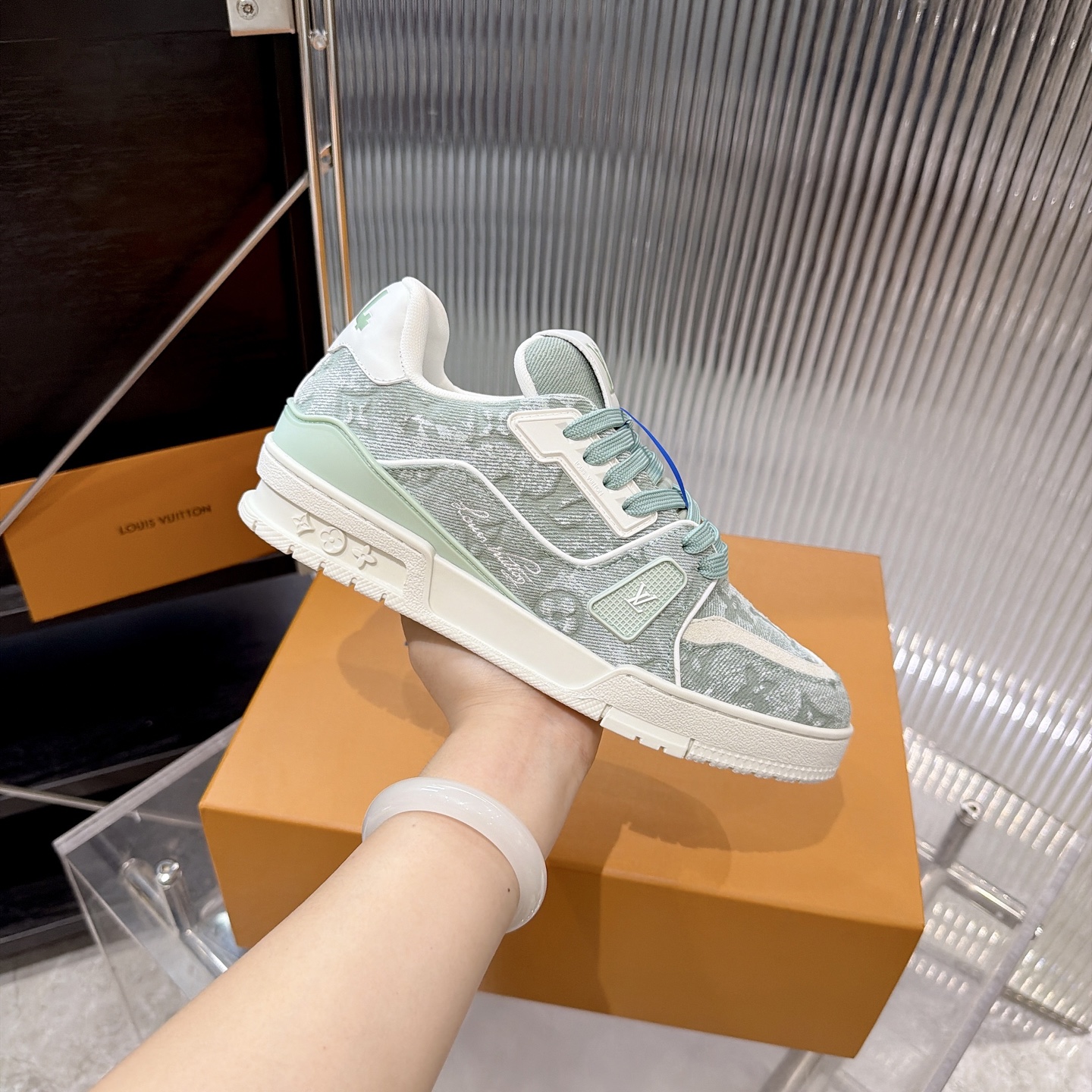 Louis Vuitton Sneakers