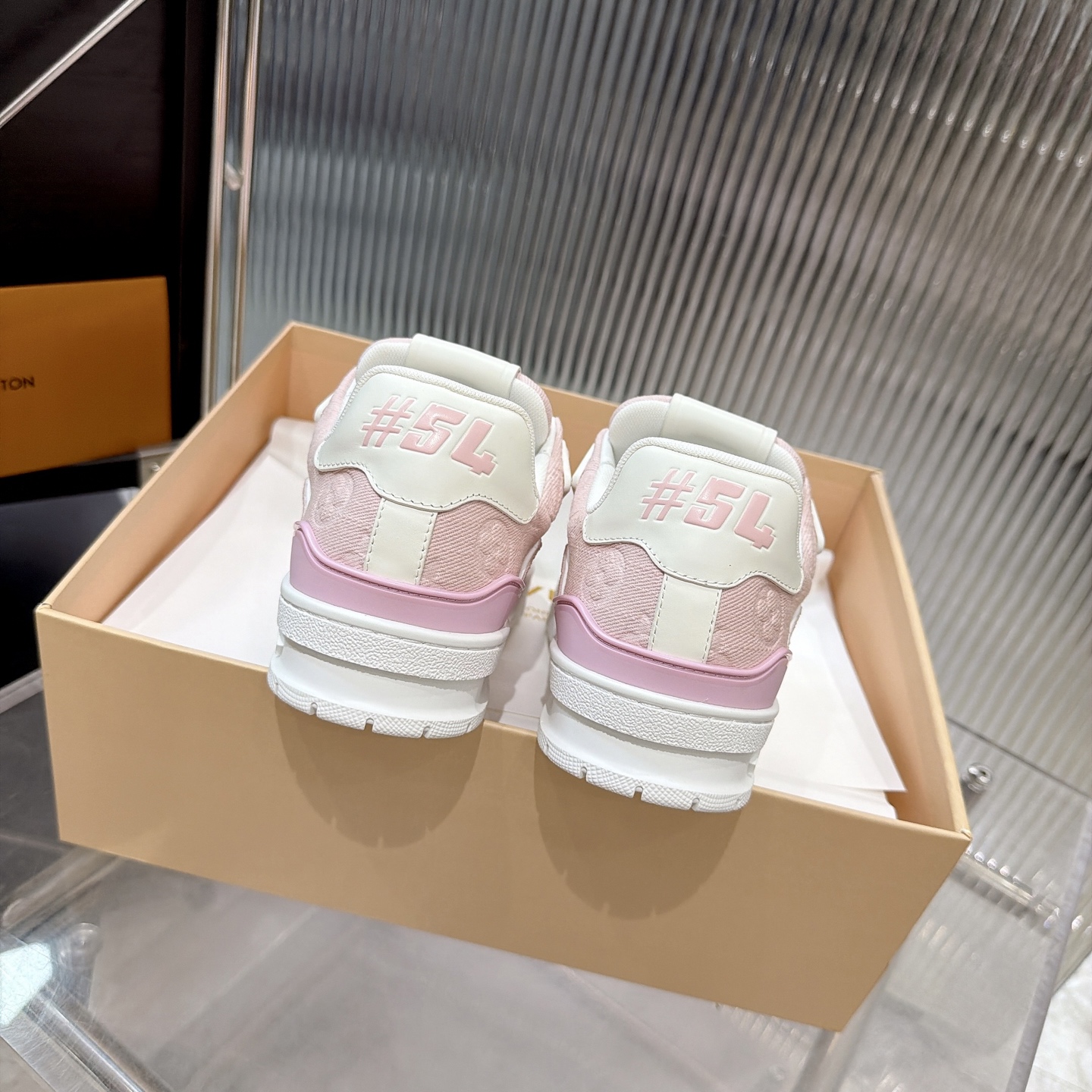 Louis Vuitton Sneakers