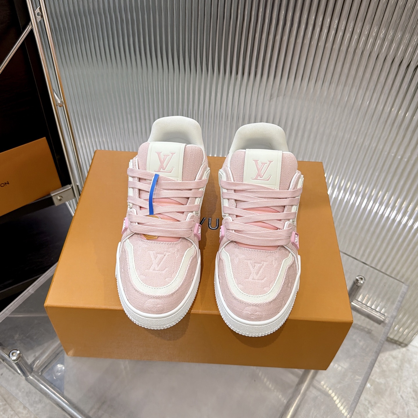 Louis Vuitton Sneakers