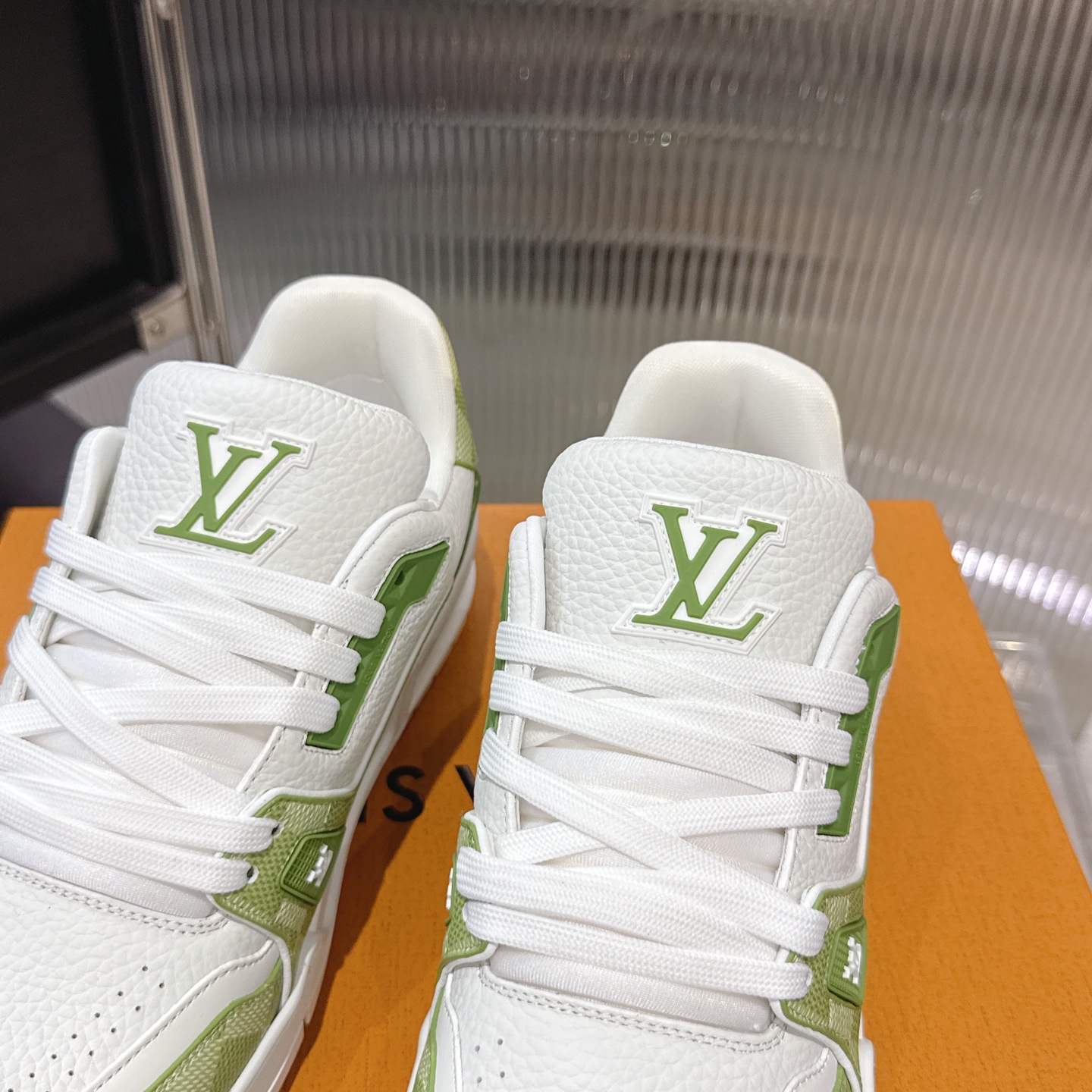 Louis Vuitton Sneakers
