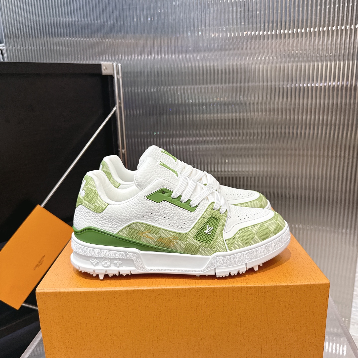 Louis Vuitton Sneakers