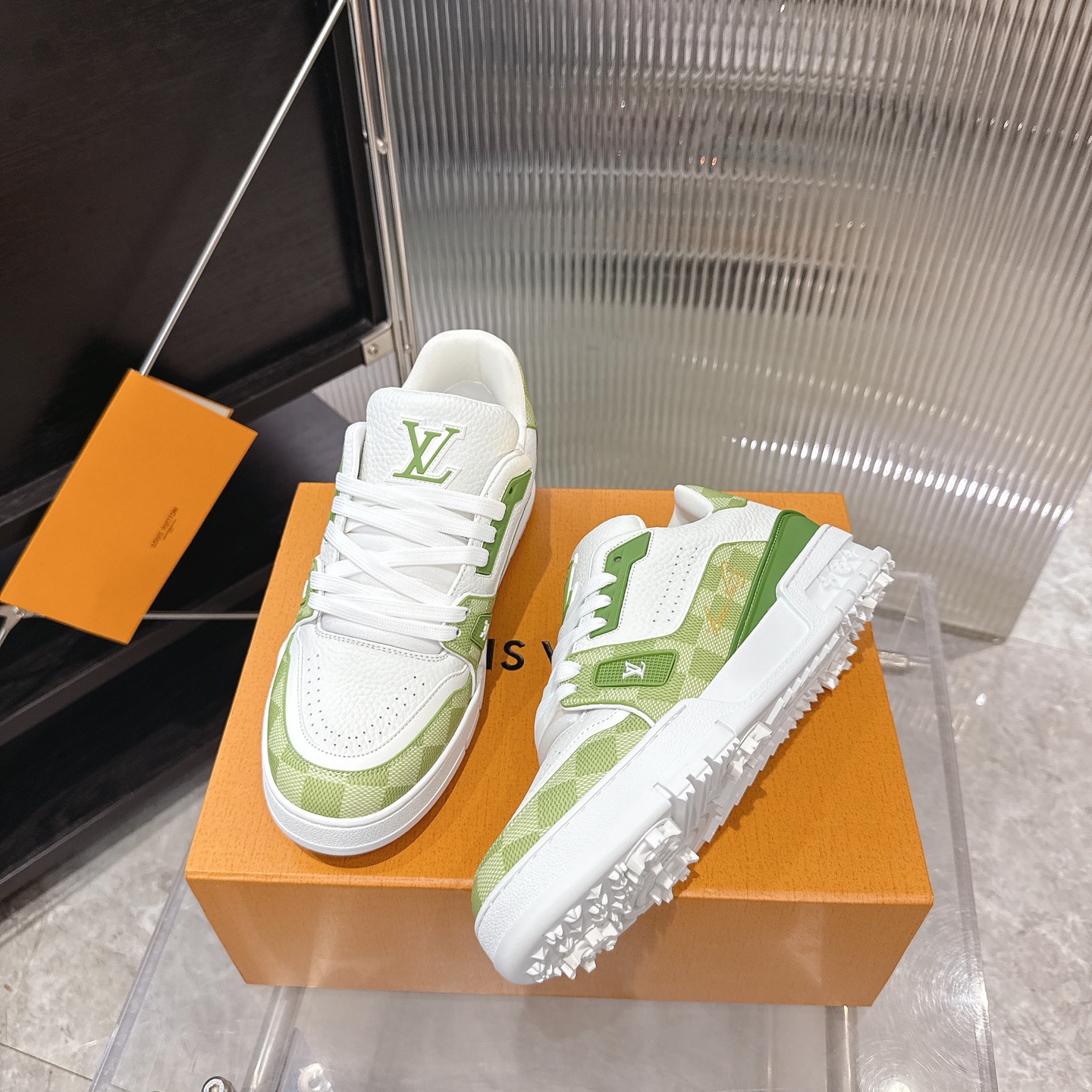 Louis Vuitton Sneakers