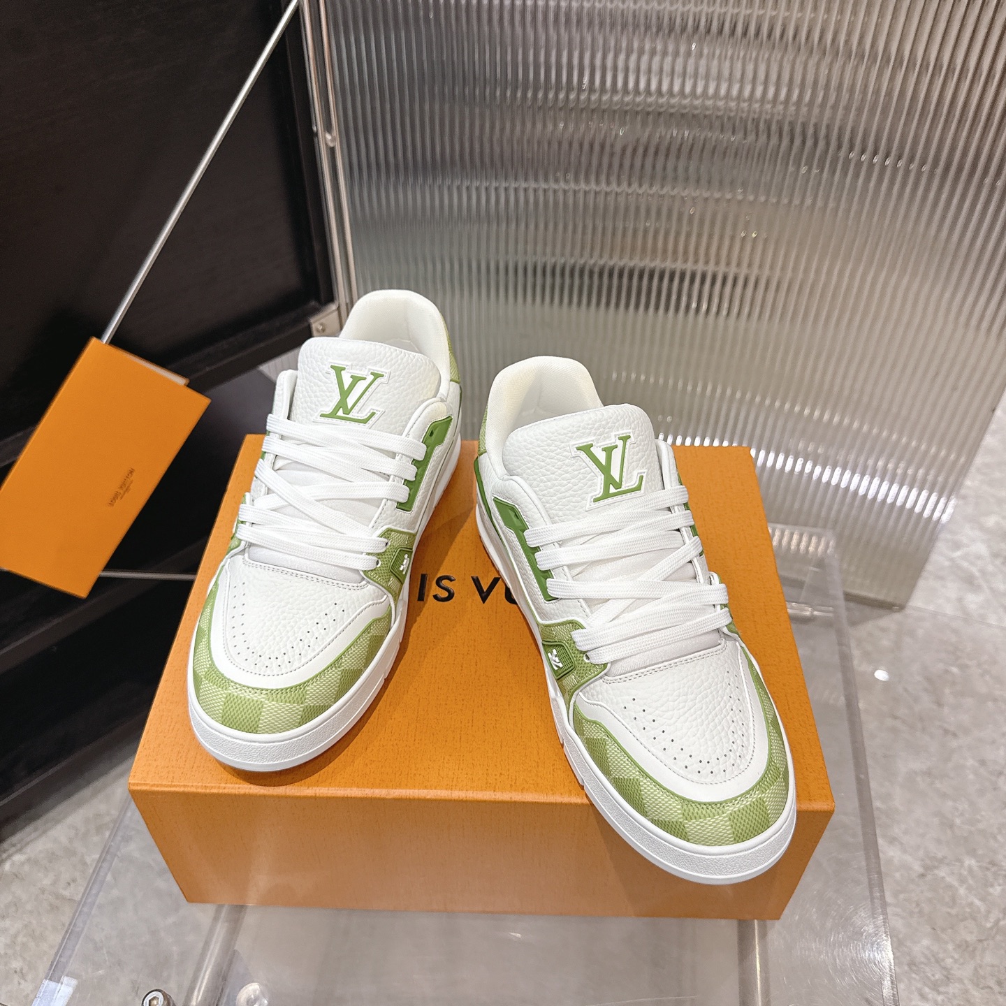Louis Vuitton Sneakers