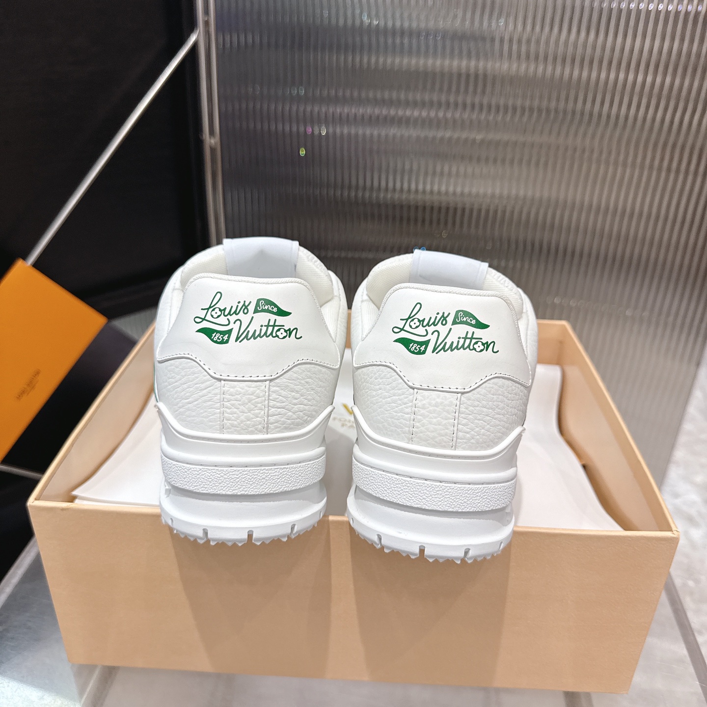 Louis Vuitton Sneakers