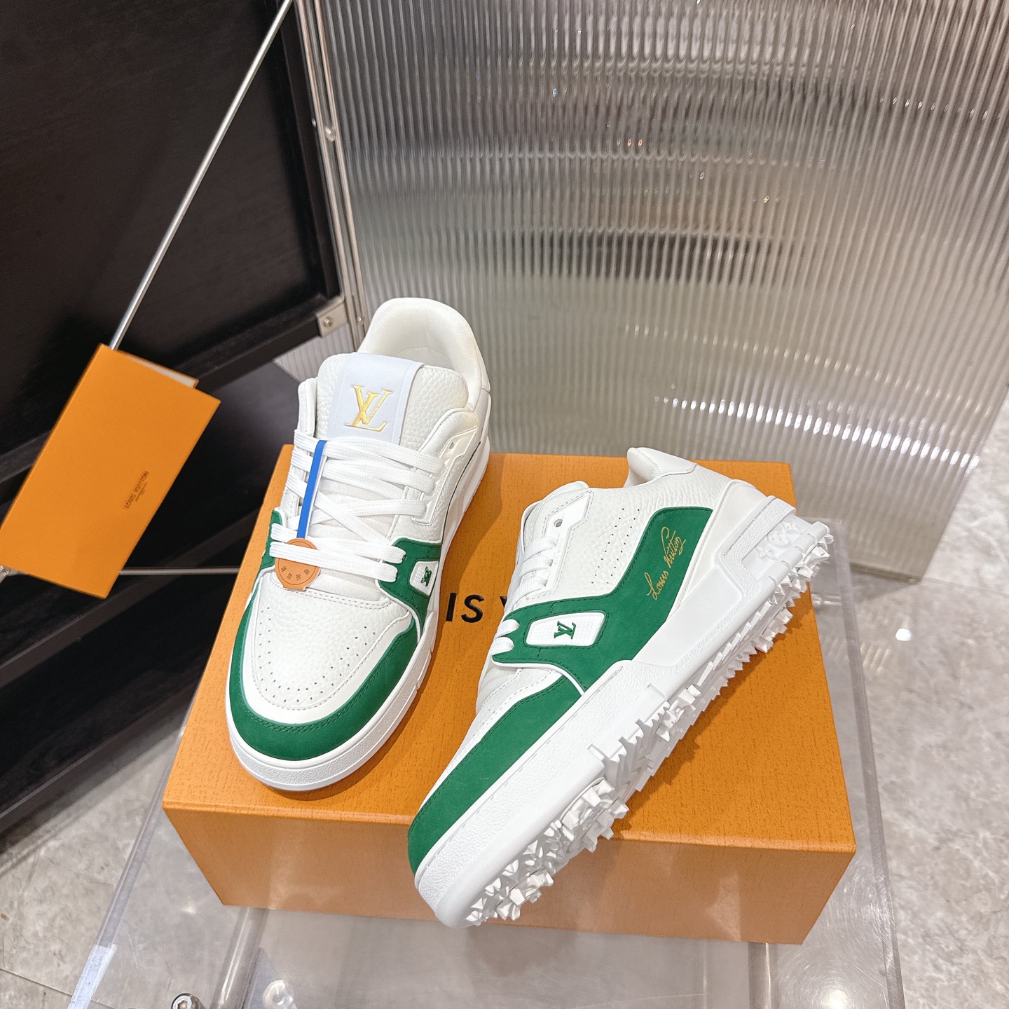 Louis Vuitton Sneakers
