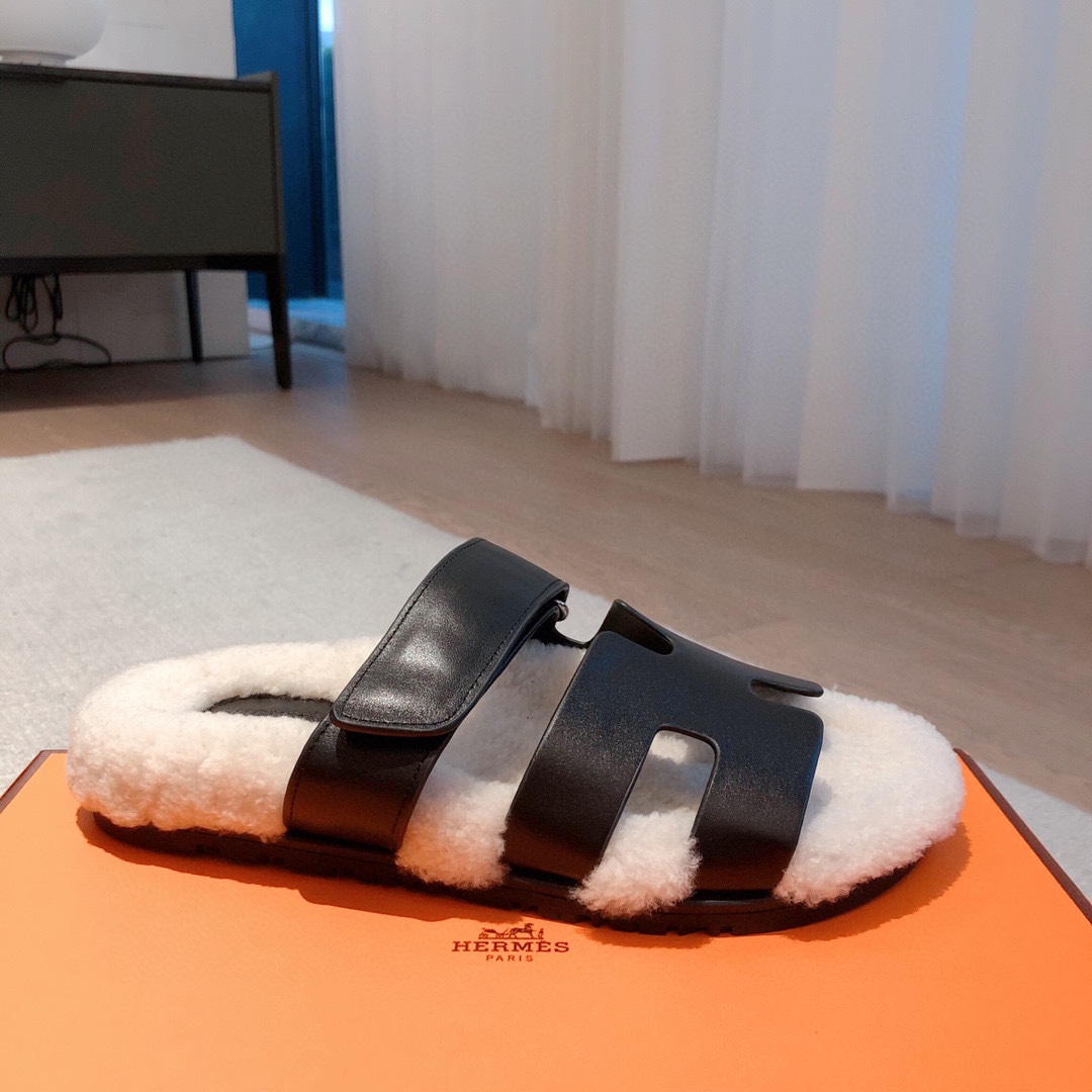 Hermes#皮毛一体卷糕毛二舅拖经典色+2023新配色今年面料均选用A+皮毛一体卷糕毛毛茸茸的敲可爱的