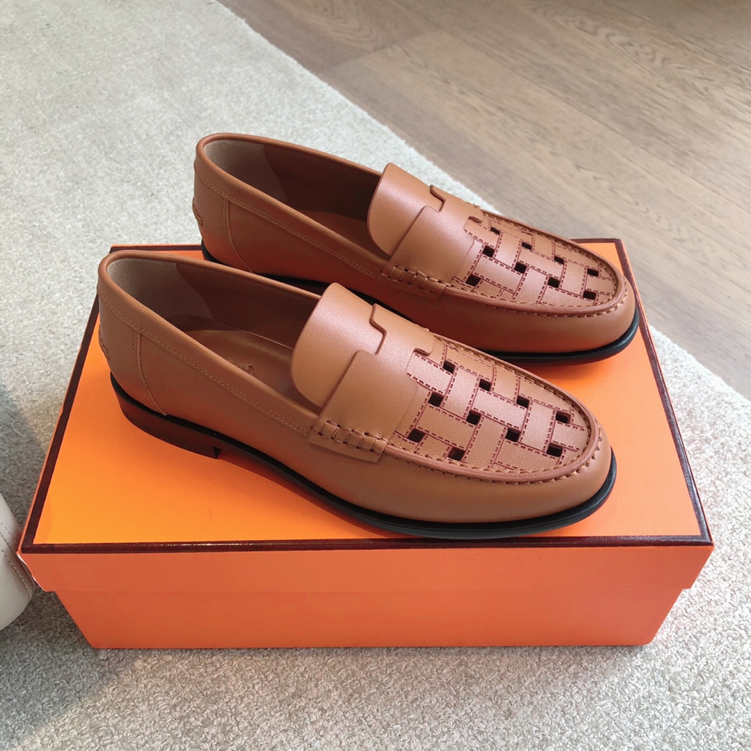 Hermes Shop
 Shoes Slippers Cowhide Spring/Summer Collection