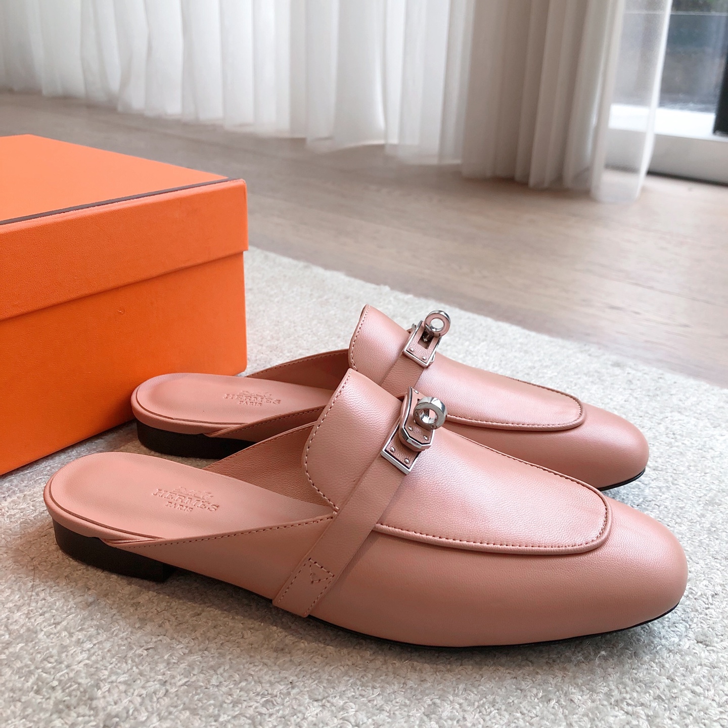 Hermes Eclair Leather Mules - Stylish, Comfortable, and Height-Boosting 4 i1741942547162 1878 0 2