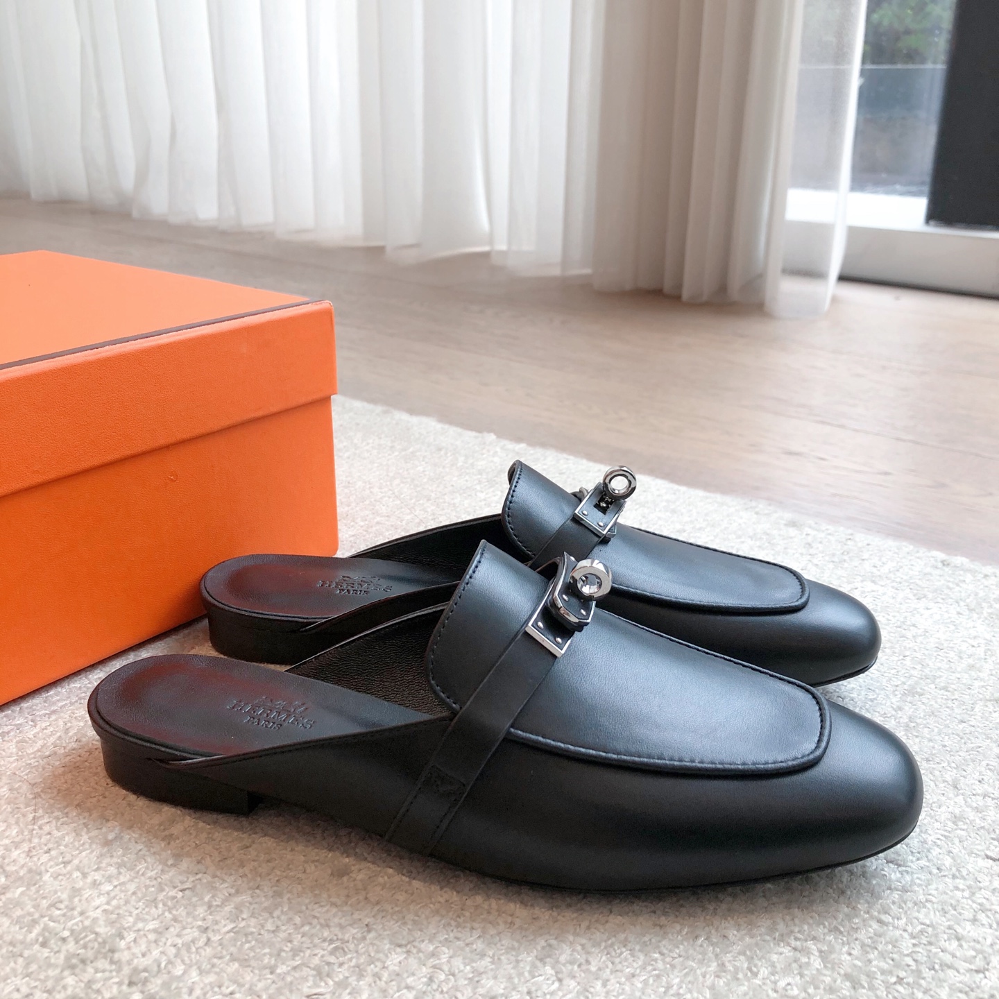 Hermès Eclair 2025 New Color Leather Mules - Stylish and Comfortable 4 i1741942588456 1803 0 2