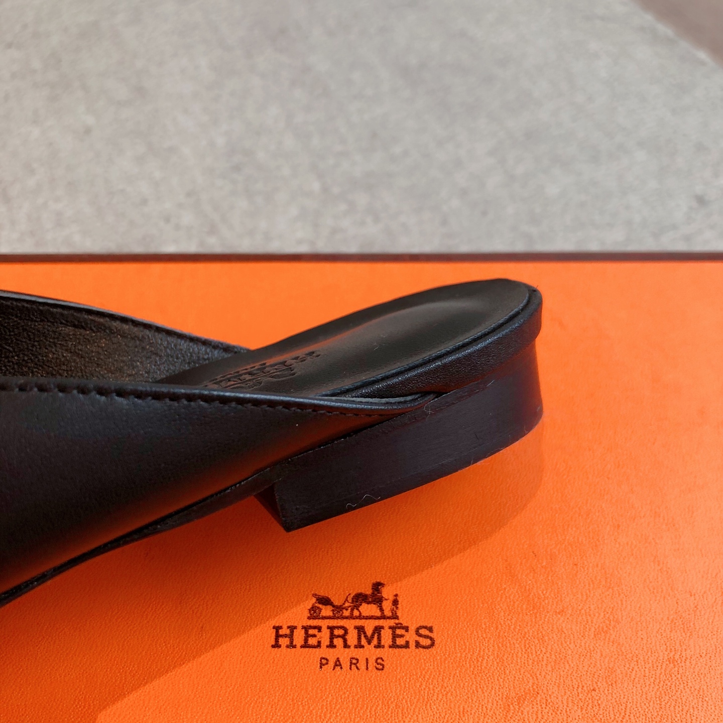 Hermès Eclair 2025 New Color Leather Mules - Stylish and Comfortable 6 i1741942588624 3561 0 4