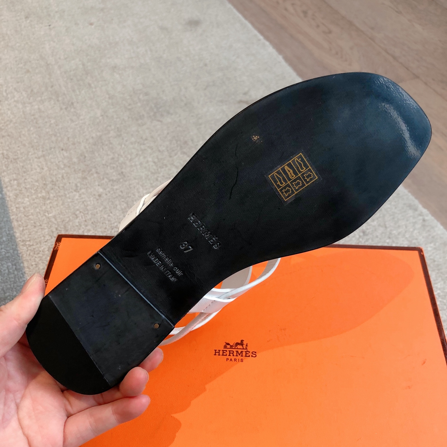 Hermes Eclair Sandals 2025 New Color, Stylish, Comfortable, and Breathable 10 i1741943328181 3995 0 8