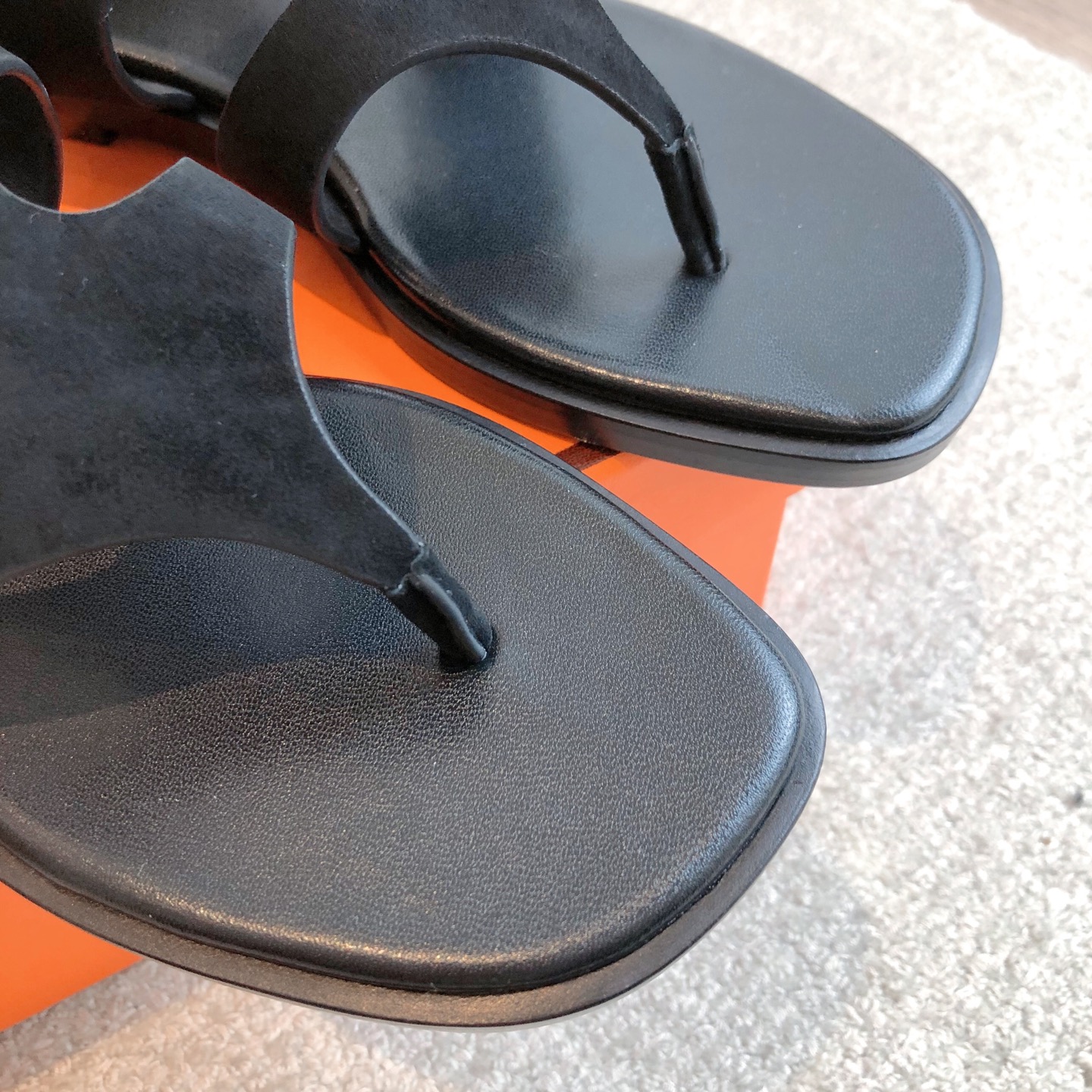 Hermes Eclair Black Leather Thong Sandals - Comfortable & Height Enhancing 5 i1743323050289 6193 0 3