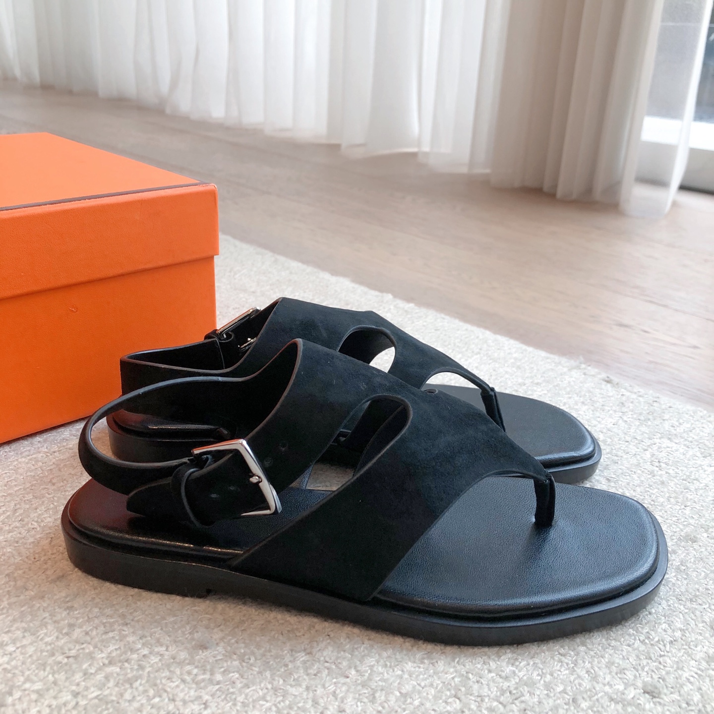 Hermes Eclair Black Leather Thong Sandals - Comfortable & Height Enhancing 4 i1743323050362 5590 0 2