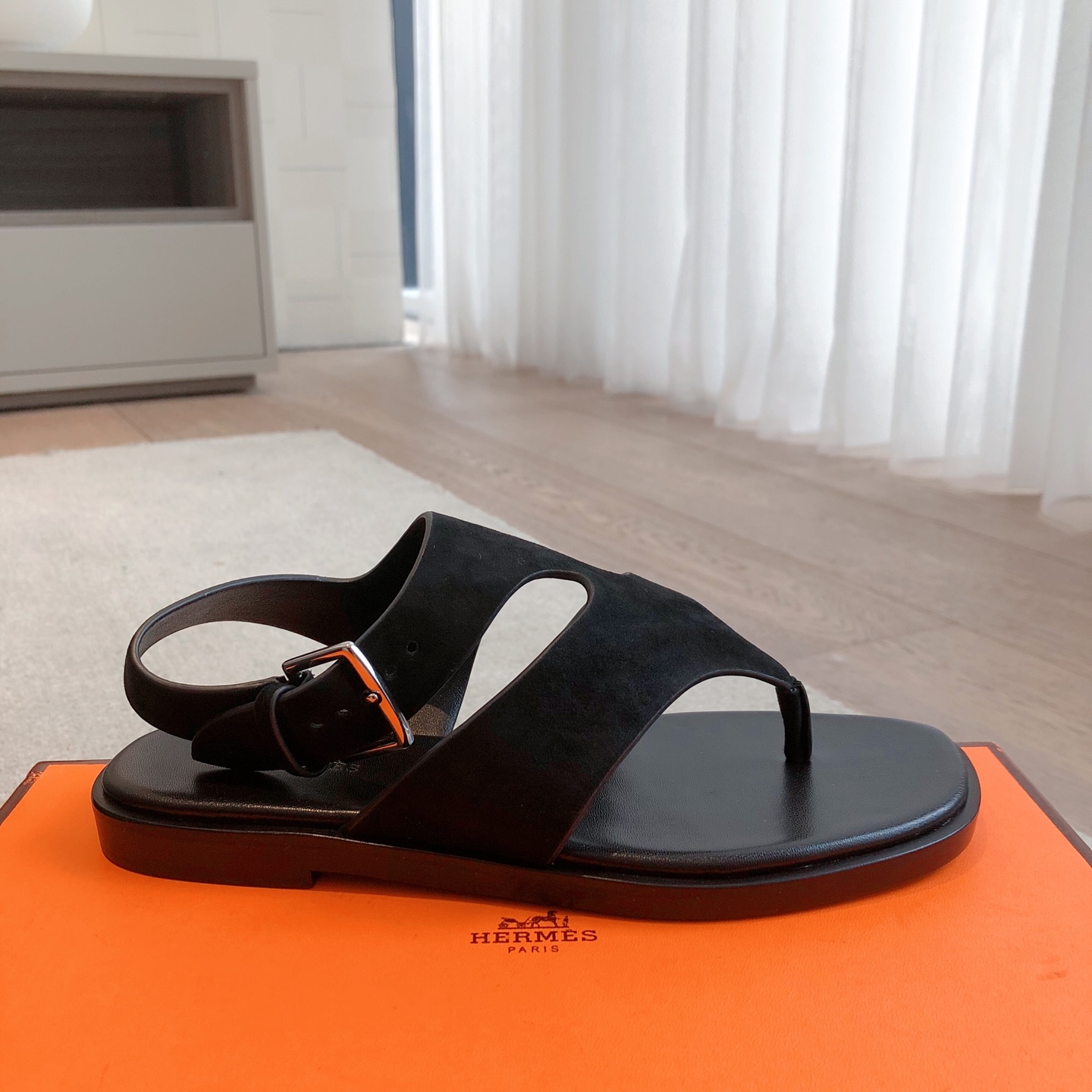 Hermes Eclair Black Leather Thong Sandals - Comfortable & Height Enhancing 8 i1743323050472 2484 0 6