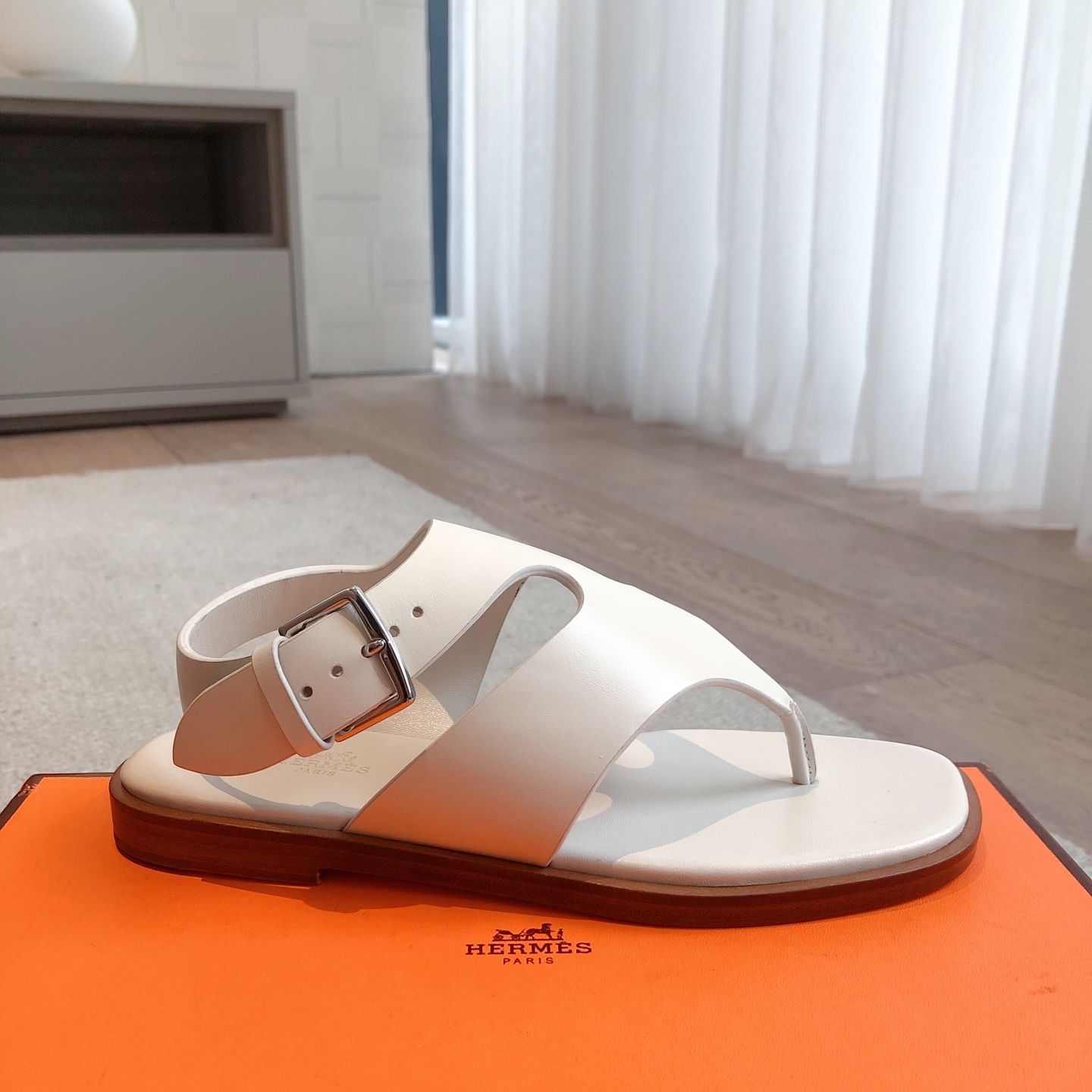 Hermes Eclair White Leather Slingback Sandals - Stylish & Comfortable 8 i1743323089126 4516 0 6