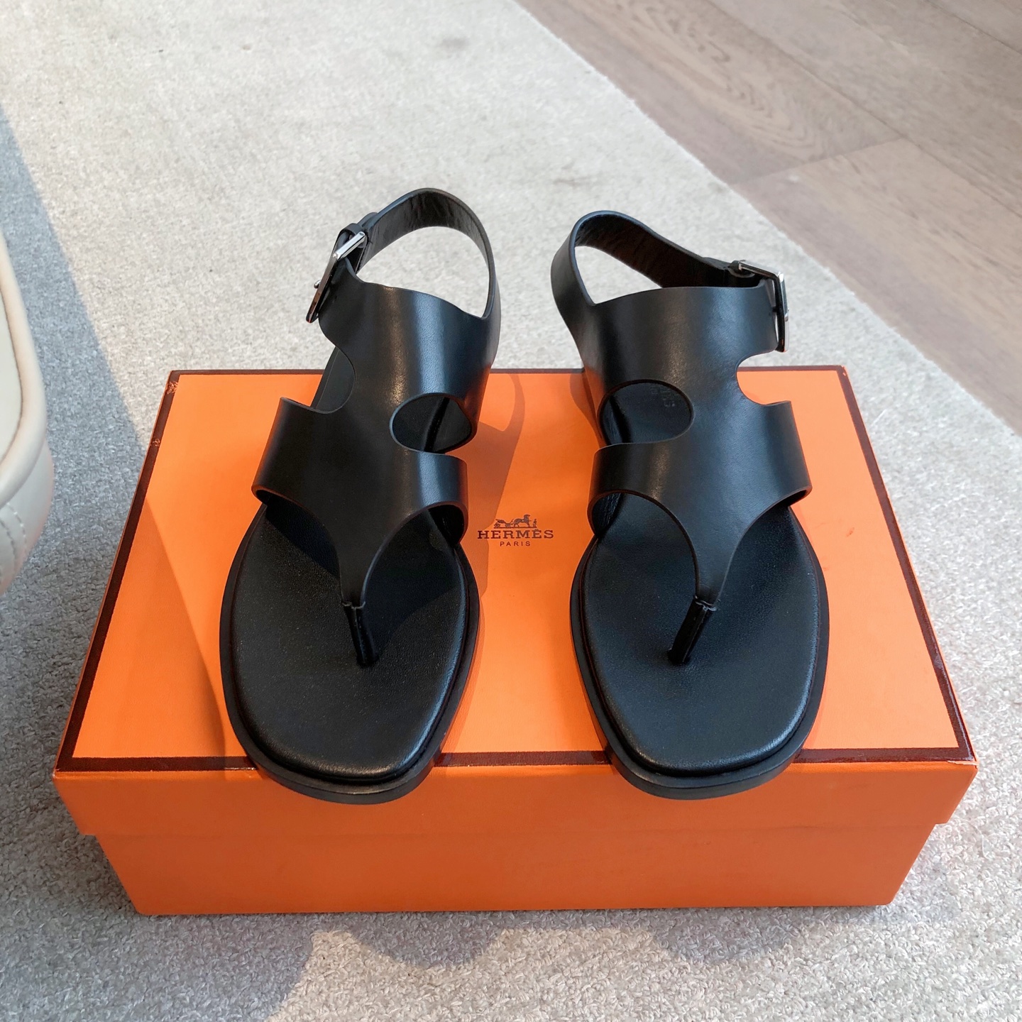 Hermes Eclair Sandals 2025 New Color, Comfortable Calfskin Summer Essential 3 i1743323102287 8781 0 1