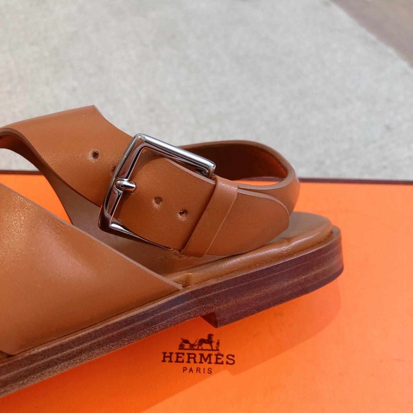 Hermes Eclair 2025 Women's Leather Thong Sandals - Comfortable & Stylish 6 i1743323116795 3245 0 4