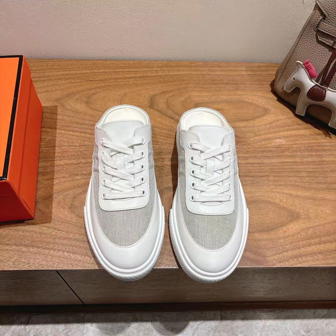 NO:411558,Hermes ss25 couples casual board shoes and half slippers new arrival~ Hot couples styles for counters, the first choice for H home accessories!  It is a classic Hermes model, and it will be released in many colors every season. It is definitely one of the most worth buying gifts. I have met a male and female goddess! Don’t miss it!  !  He is super light and comfortable. He is not tired after walking for a long time and is not expensive. There is also a small circle for assisting shoes behind. Size 35-44 (can be customized 45 46), casual shoes/sports, hermes, hermes, sneakers, slippers19860909Hermes 爱马仕ss25 情侣款休闲板鞋半拖鞋new arrival～ 专柜大热情侣款,H家配货首选鞋履！是爱马仕经典款,每一季都会出很多颜色 绝对是最值得买的配货之一 有遇到的男神女神!真的不要错过！！ 他超轻、超舒适 走久不累、价格不贵 后面还有个辅助穿鞋的小圈 码数35-44（可定做45 46）,休闲鞋/运动鞋,hermes,hermes,sneakers,slippers,Women's Shoes