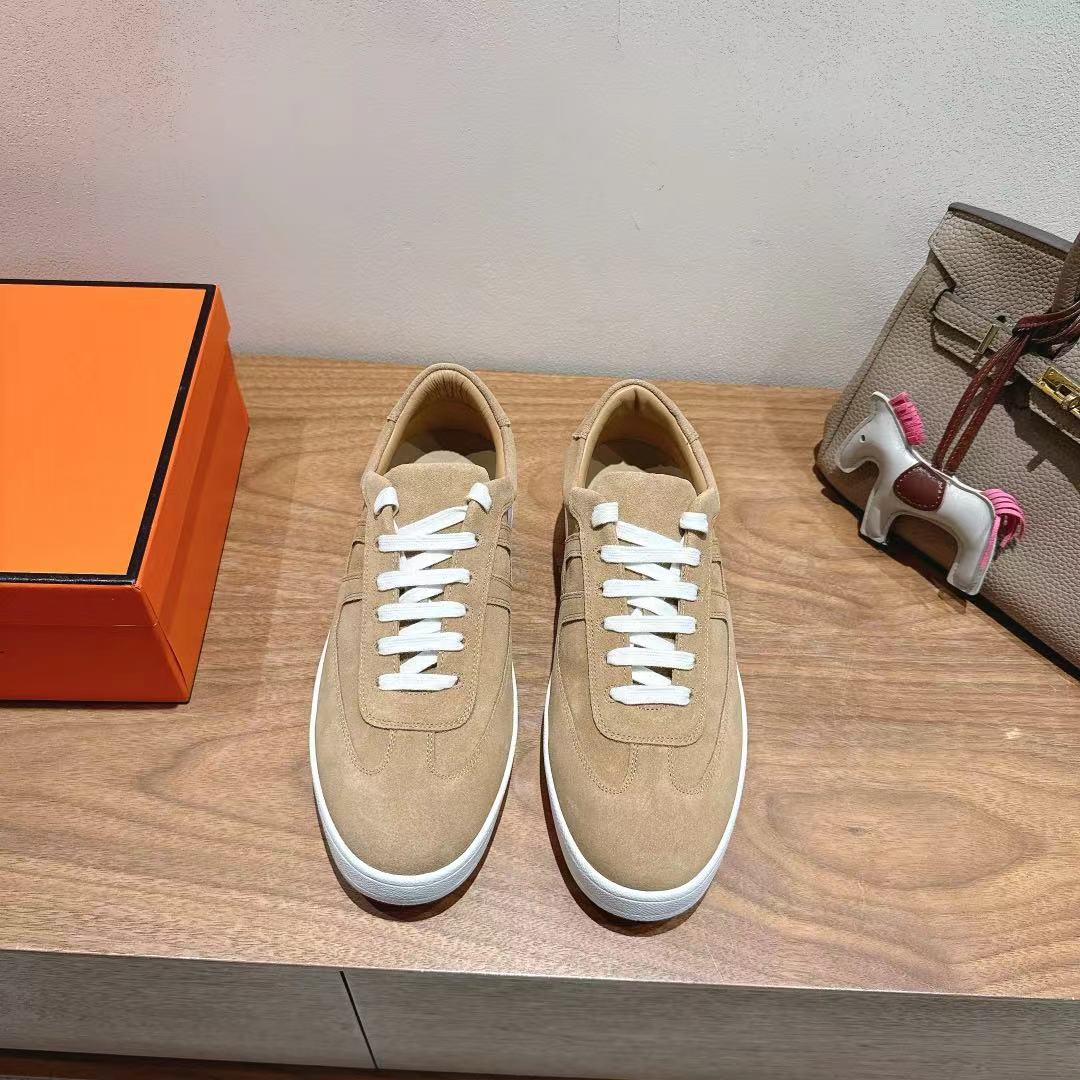 NO:252345,Made men's 20 [Couple Model] H home 25ss early spring white shoes!  The lasted boots   British retro design, classic and beautiful!  The original inverted mold last is the ultimate 1:1 shape, and imported high-end fabrics show a delicate texture!  Customized A-level high-definition private mold bottom with luxurious packaging!  - Unparalleled quality, 35-44 can be customized 45.46, casual shoes/sports shoes, boots, sneakers19860909批男款20【情侣款】H家25ss早春小白鞋！经楦靴型 英伦复古设计,经典耐看！原版倒模楦型,极致1:1形体,进口高端面料呈现出精致质感！ 开模定制A级高密私模大底,奢华包装！ -无二品质,35-44可定45.46,休闲鞋/运动鞋,boots,sneakers,Women's Shoes