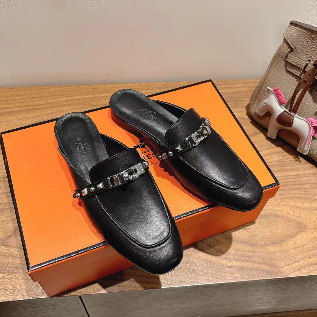 Hermes Women's Rivet Leather Flat Mules Slippers,Comfortable and Stylish 5 i1744459406501 7867 0 2