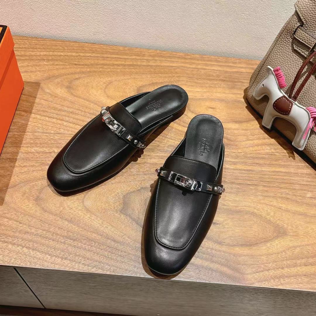 Hermes Women's Rivet Leather Flat Mules Slippers,Comfortable and Stylish 4 i1744459407069 5128 0 1