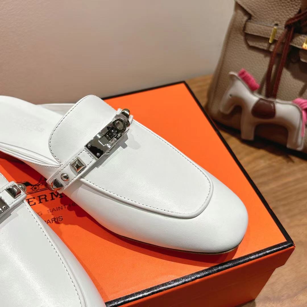 Hermes Women's White Leather Riveted Mule Sandals, Size 35-39 8 i1744459421274 7473 0 6