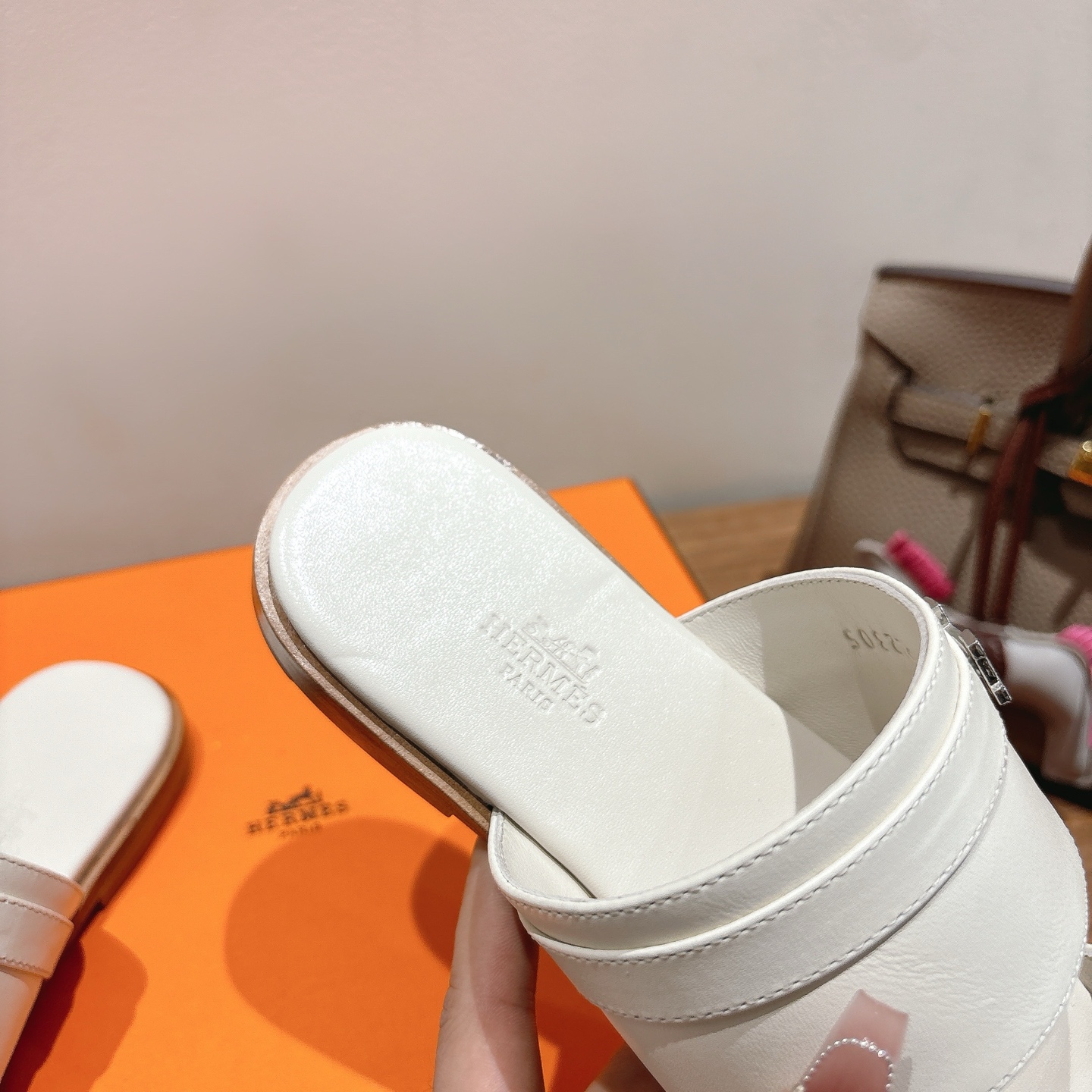 Hermes Oran Sandal: Flat Leather Slides with Iconic 'H' Cutout Design 9 i1744461046326 6349 0 7