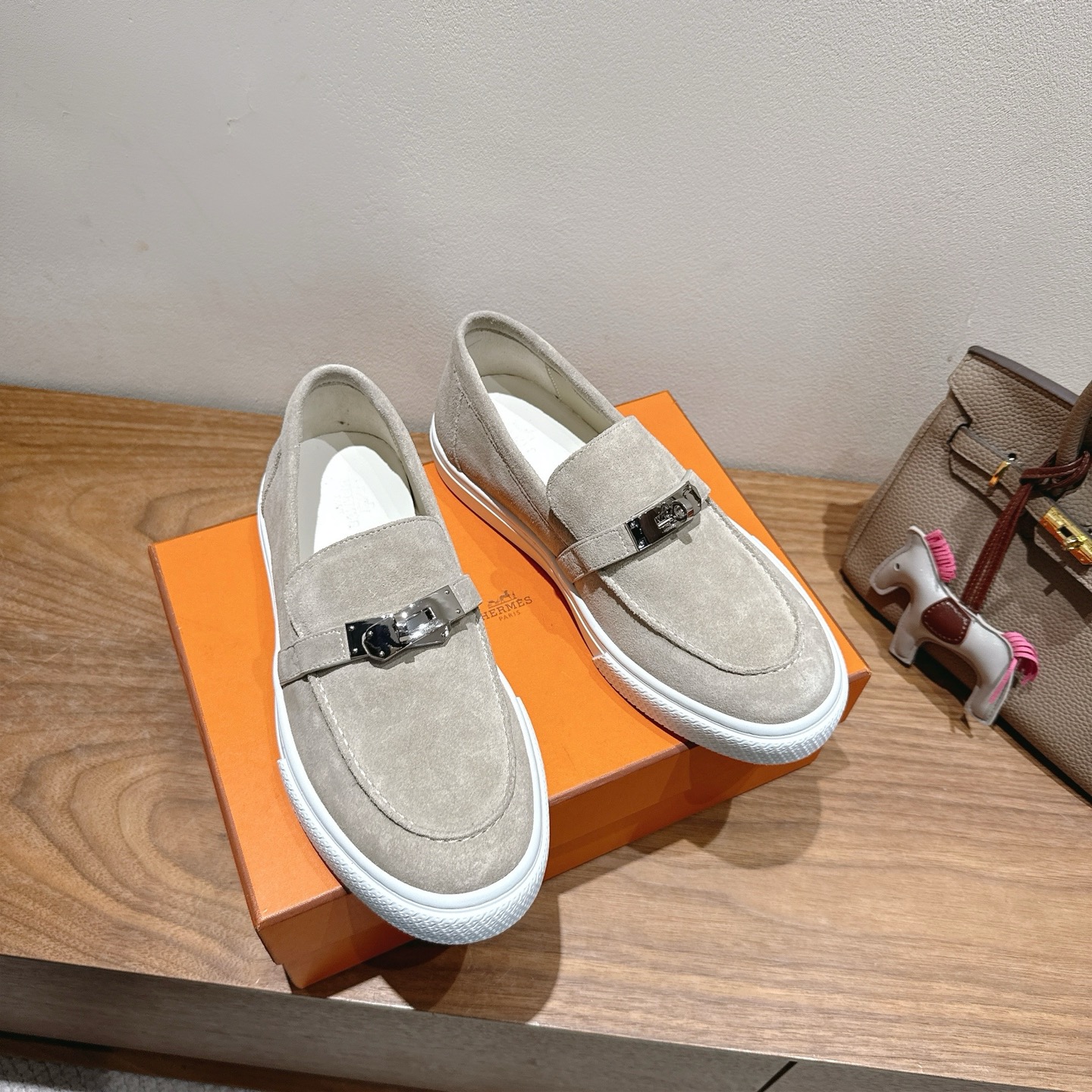 Hermès Suede Loafers - Classic Comfort and Style for Men and Women 5 i1749771041466 4045 0 3