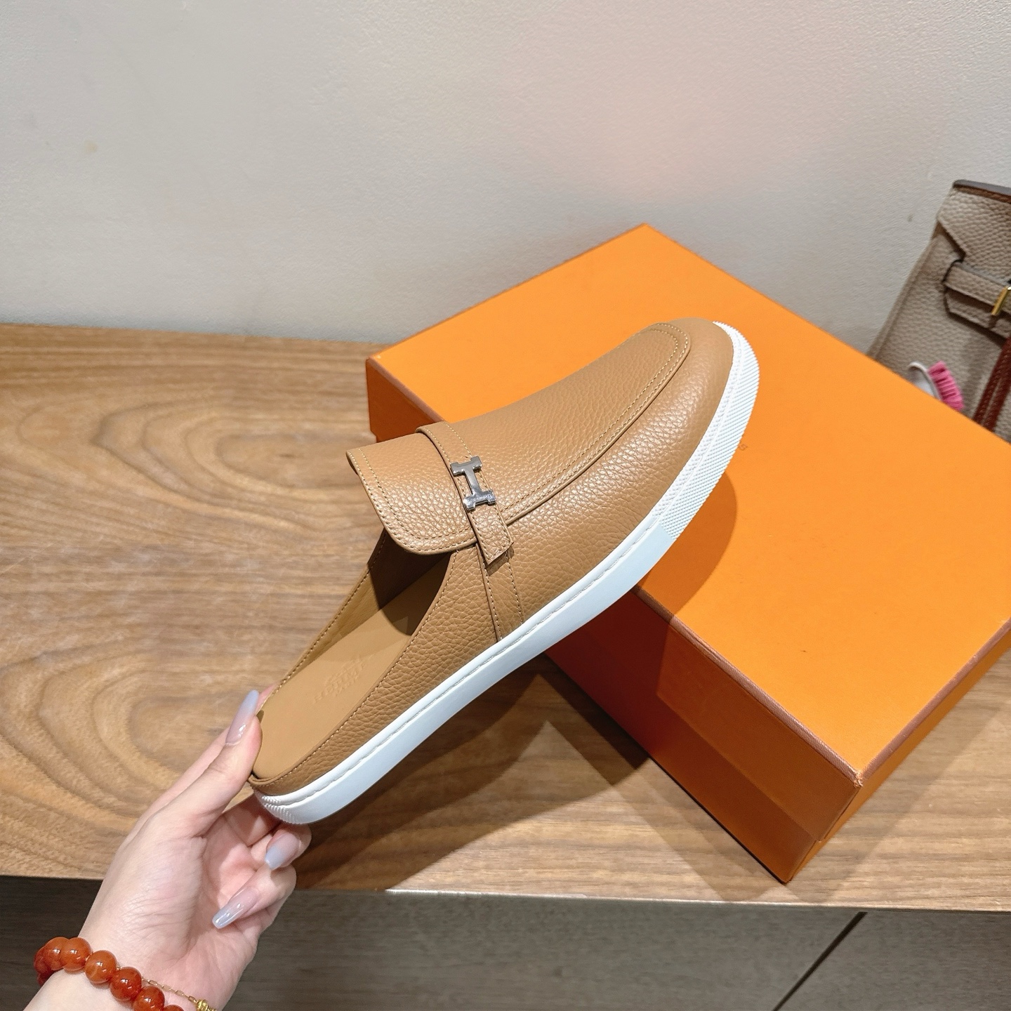 Hermes Leather Mules For Men And Women,New Arrival Fashionable Shoes 7 i1749771327925 8171 0 0