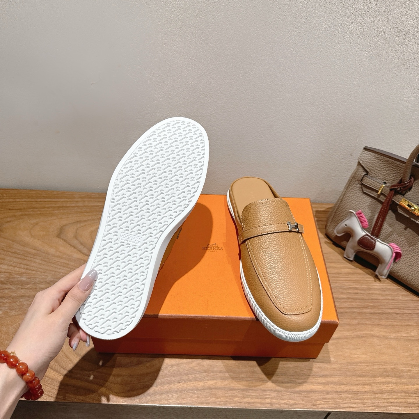 Hermes Leather Mules For Men And Women,New Arrival Fashionable Shoes 10 i1749771432617 1204 0 8
