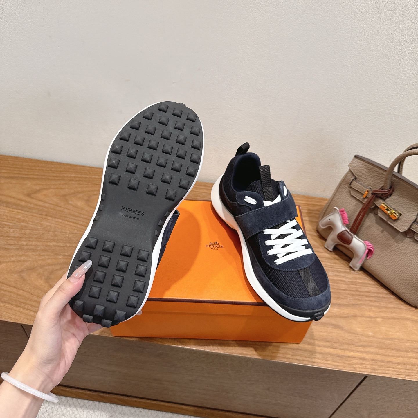 Retro Designer Sneakers for Men Women Couple Sports Shoes Walking Shoes 8 i1754237632249 6134 0 6