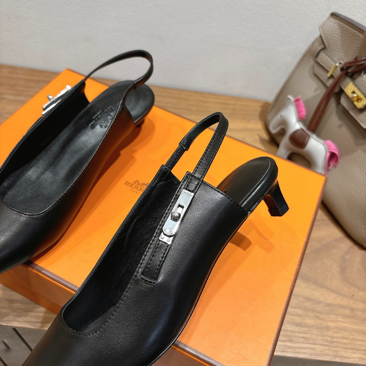 Hermes Women Shoes