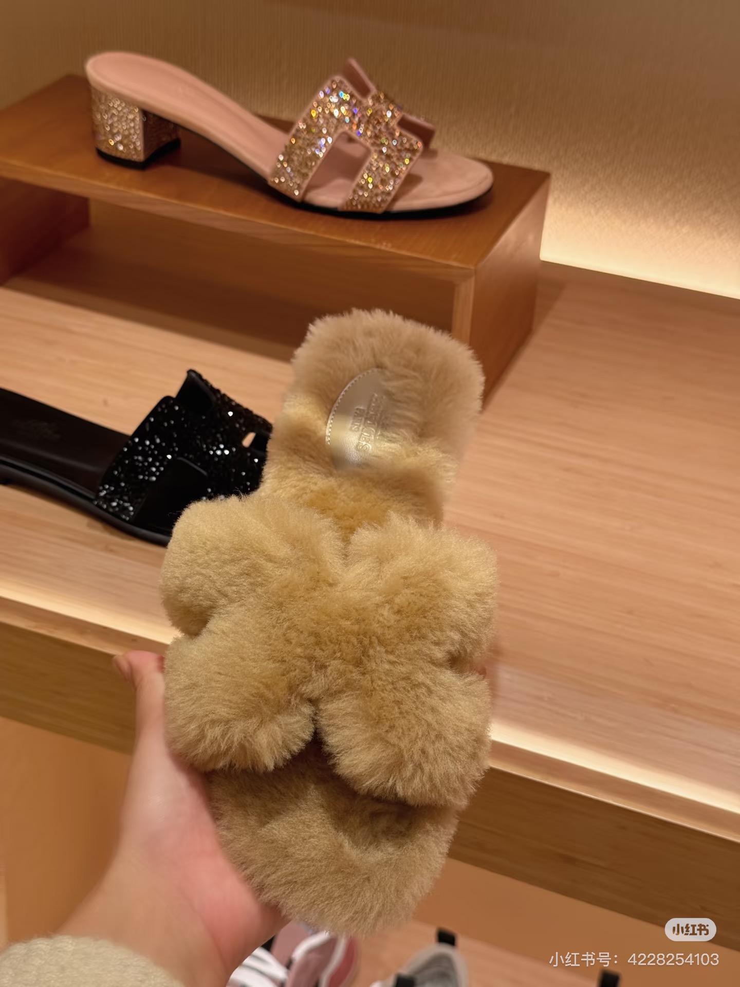 NO:535212,Xiaohongshu Demonstration, Furry Shoes and Slippers19860909小红书示范,毛毛鞋拖鞋,slippers,Women's Shoes