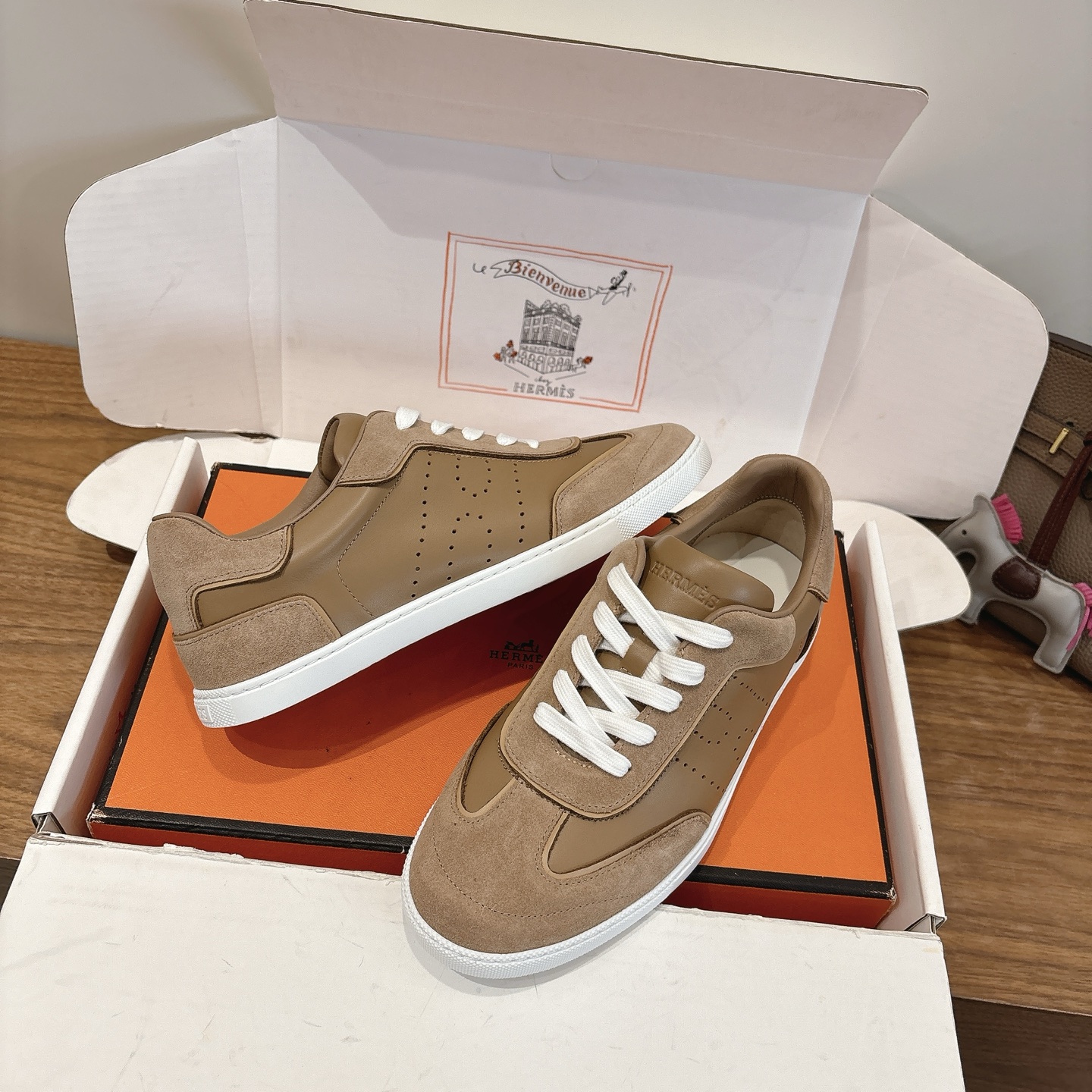 エルメス エクレア 新作スタイリッシュシューズ